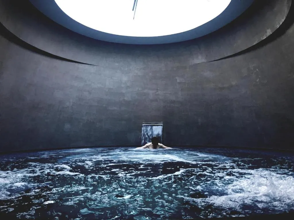 Swimming pool in Balneum Boutique Hotel & B&B