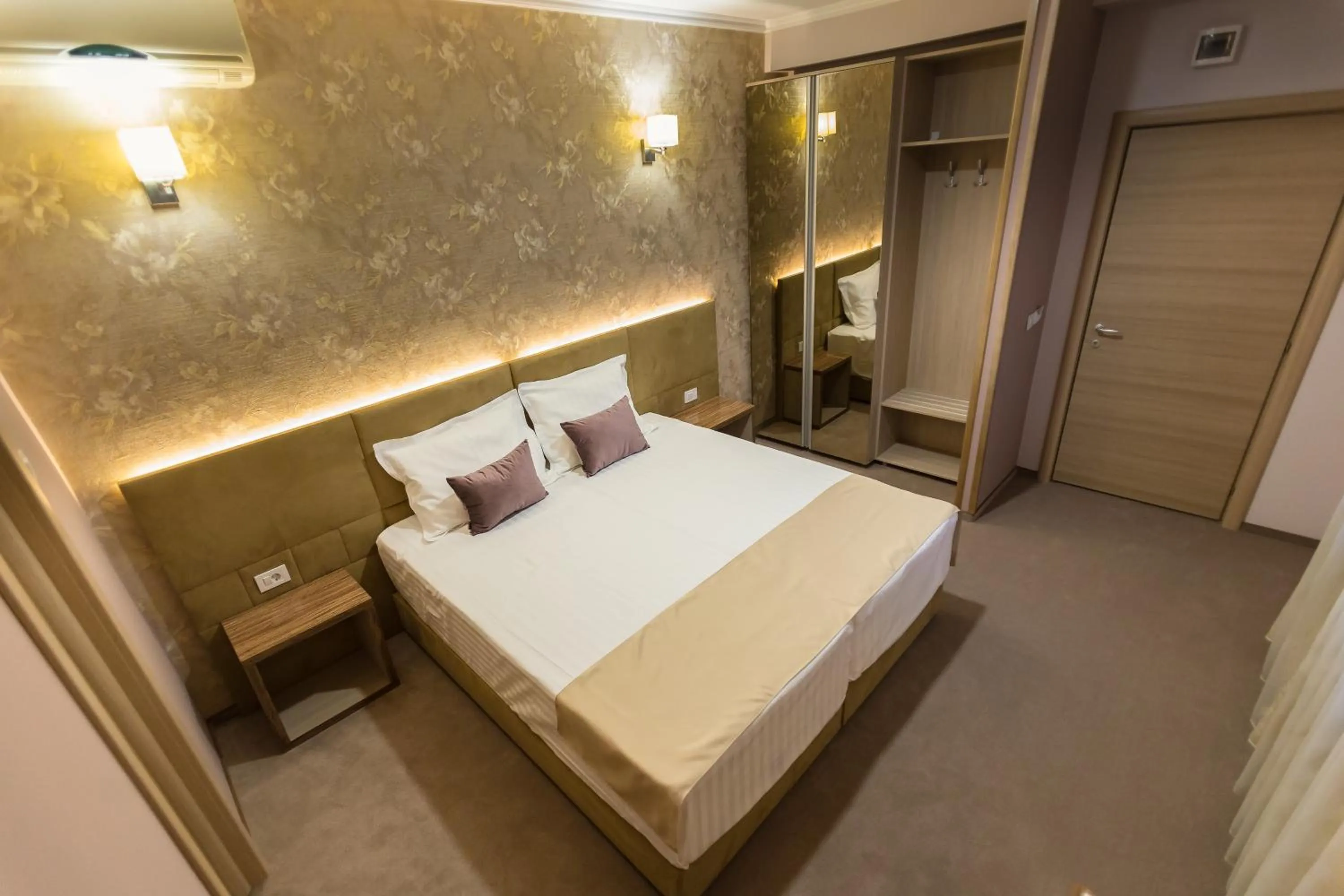 Bed in Hotel Orient Braila