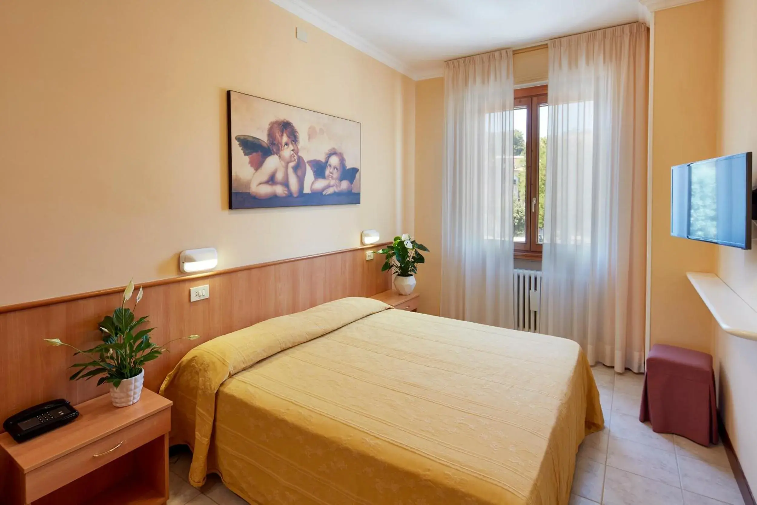 Quadruple Room in Hotel Plaza Quadruple Room in Hotel Plaza