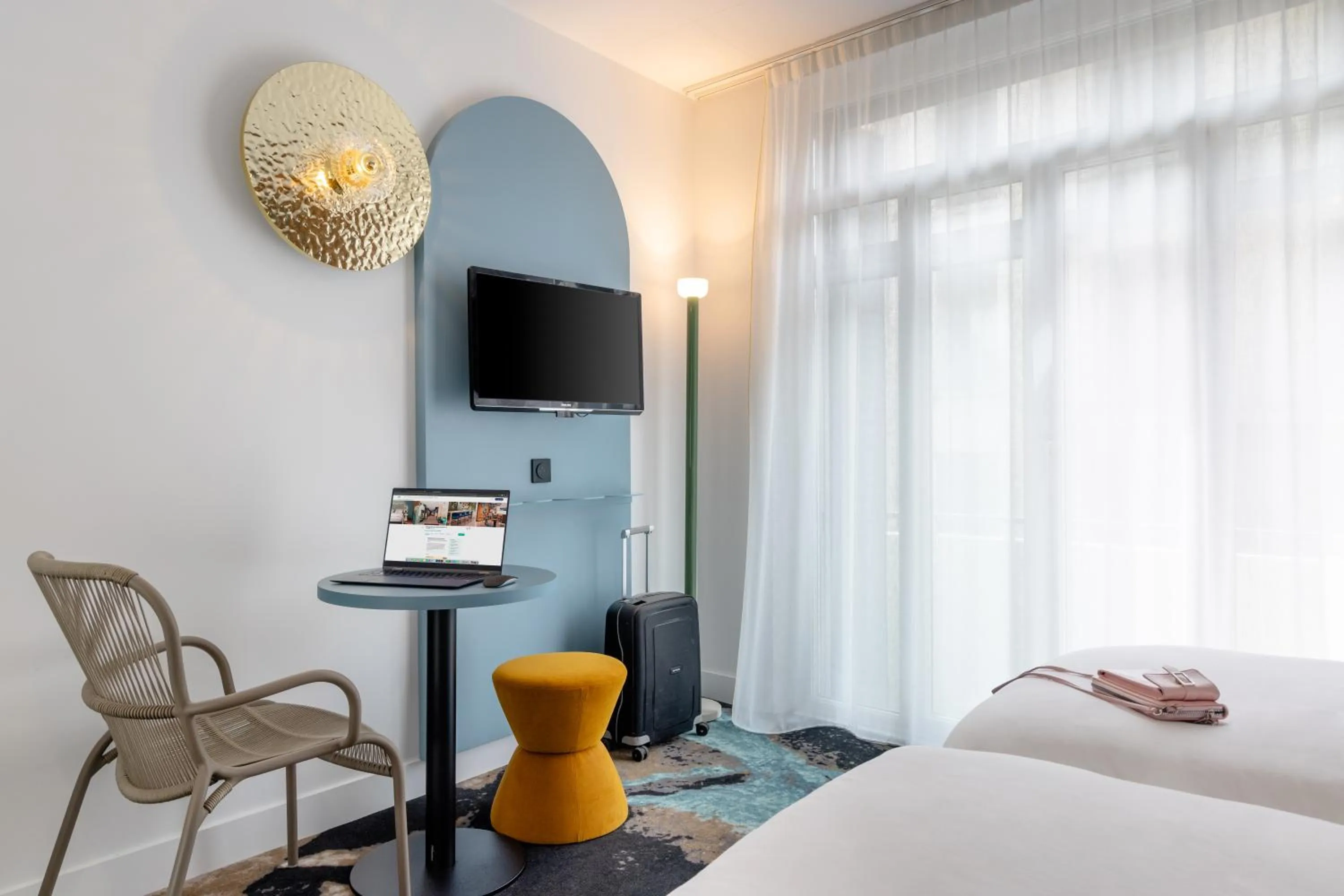 TV and multimedia, Bed in Mercure Annecy Centre