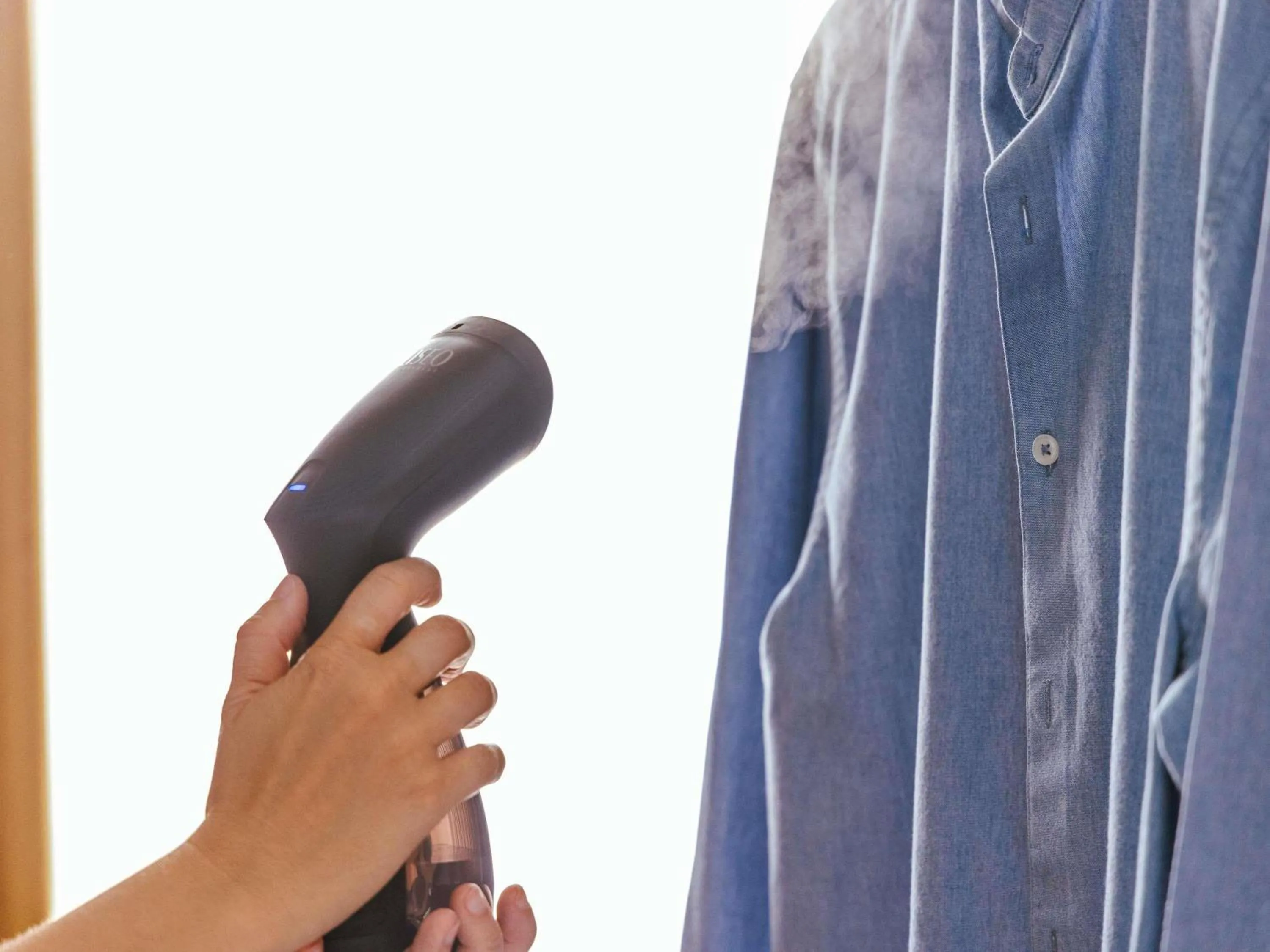 Bedroom in Mercure Annecy Centre