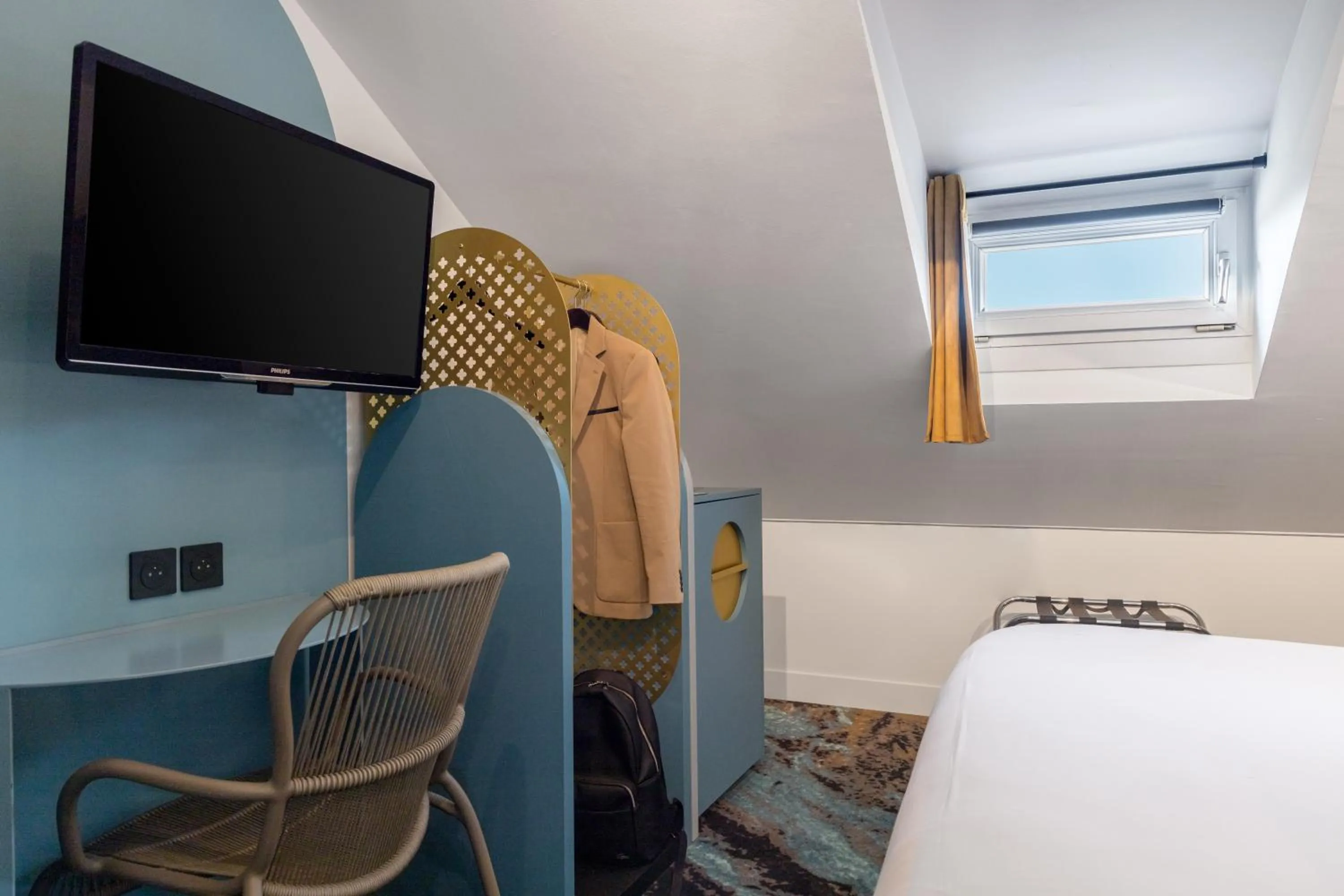 Bedroom, Bed in Mercure Annecy Centre