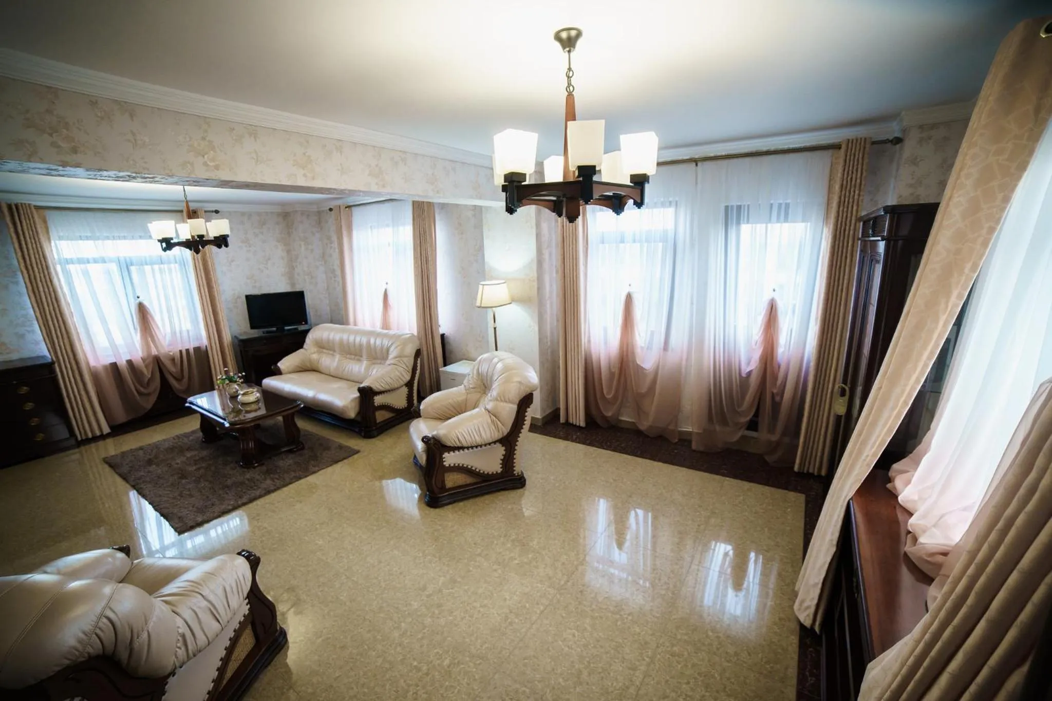 Living room in Grand Hotel Orient Braila