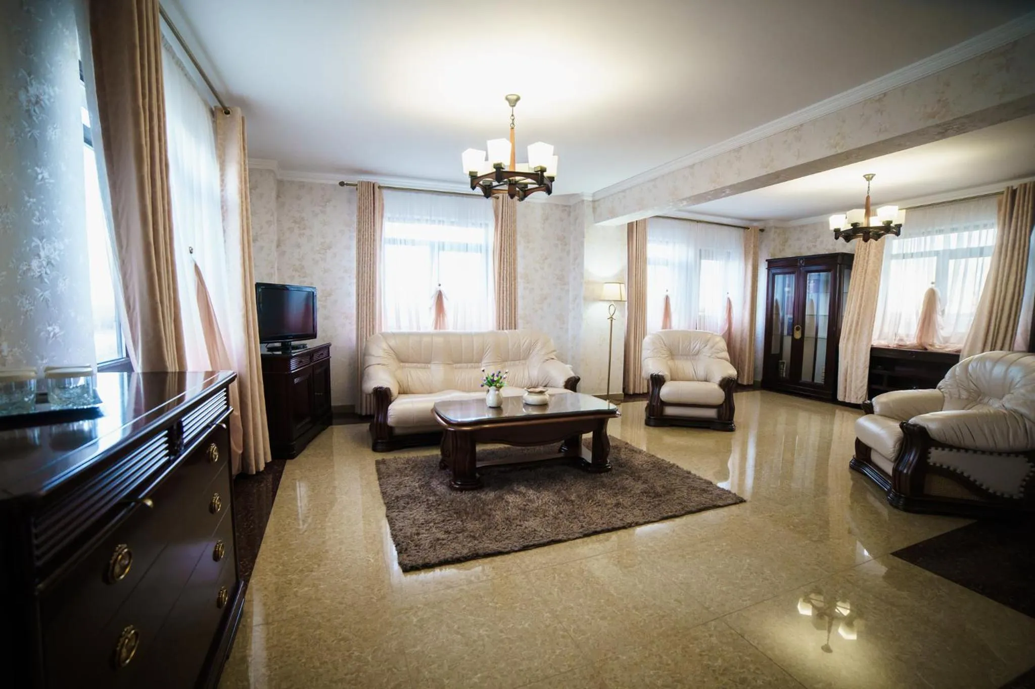 Living room in Grand Hotel Orient Braila