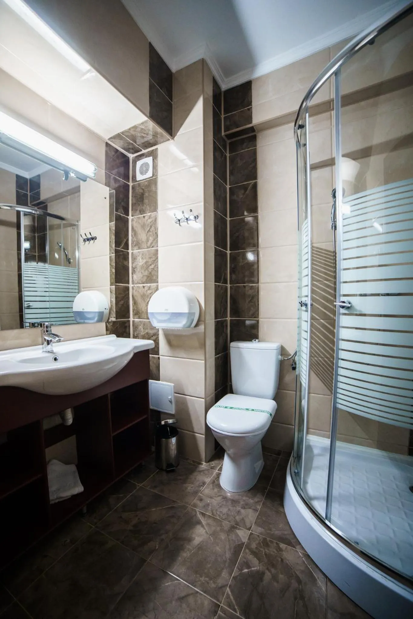 Bathroom in Grand Hotel Orient Braila
