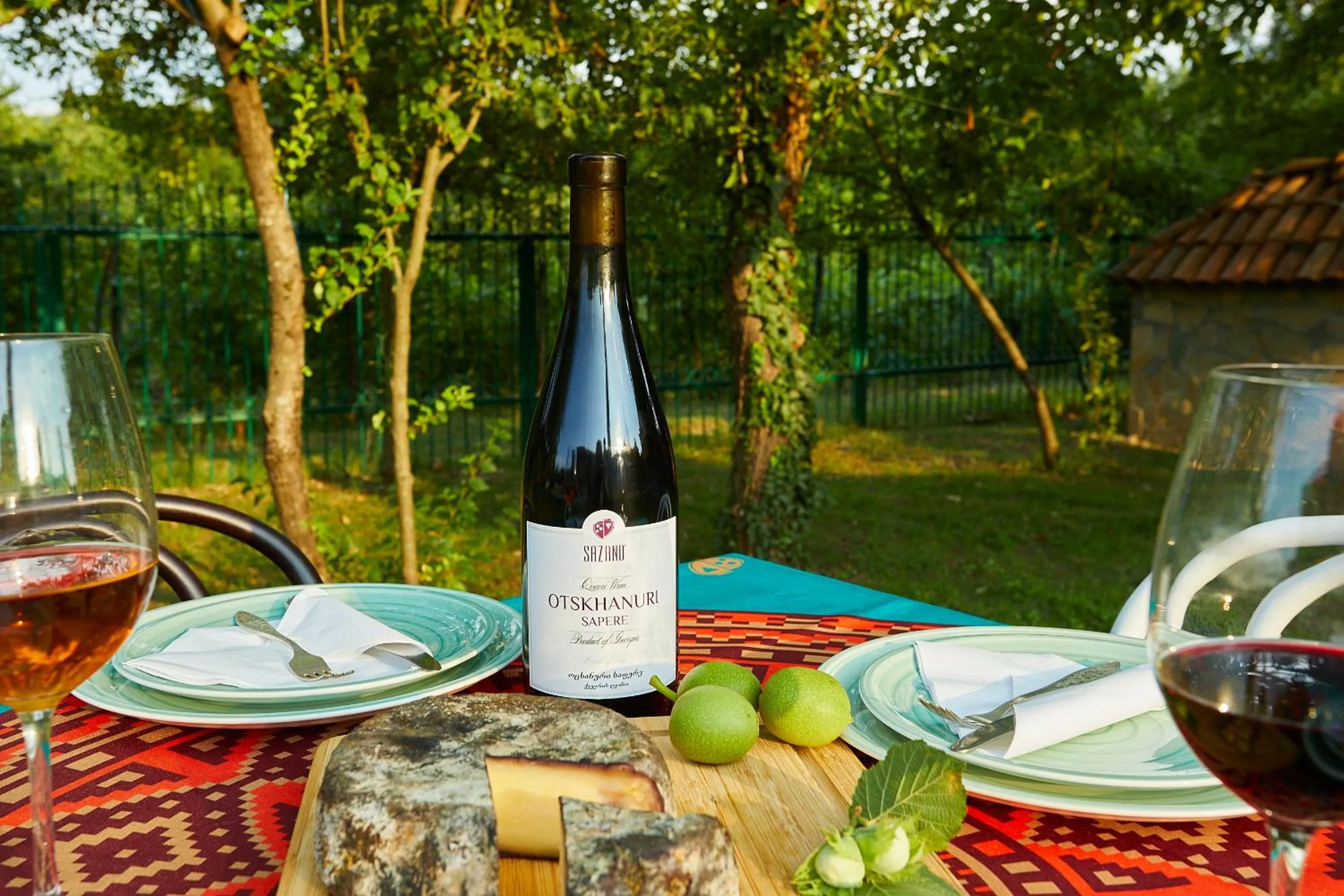 Food and drinks in Ethno Sazano Hotel