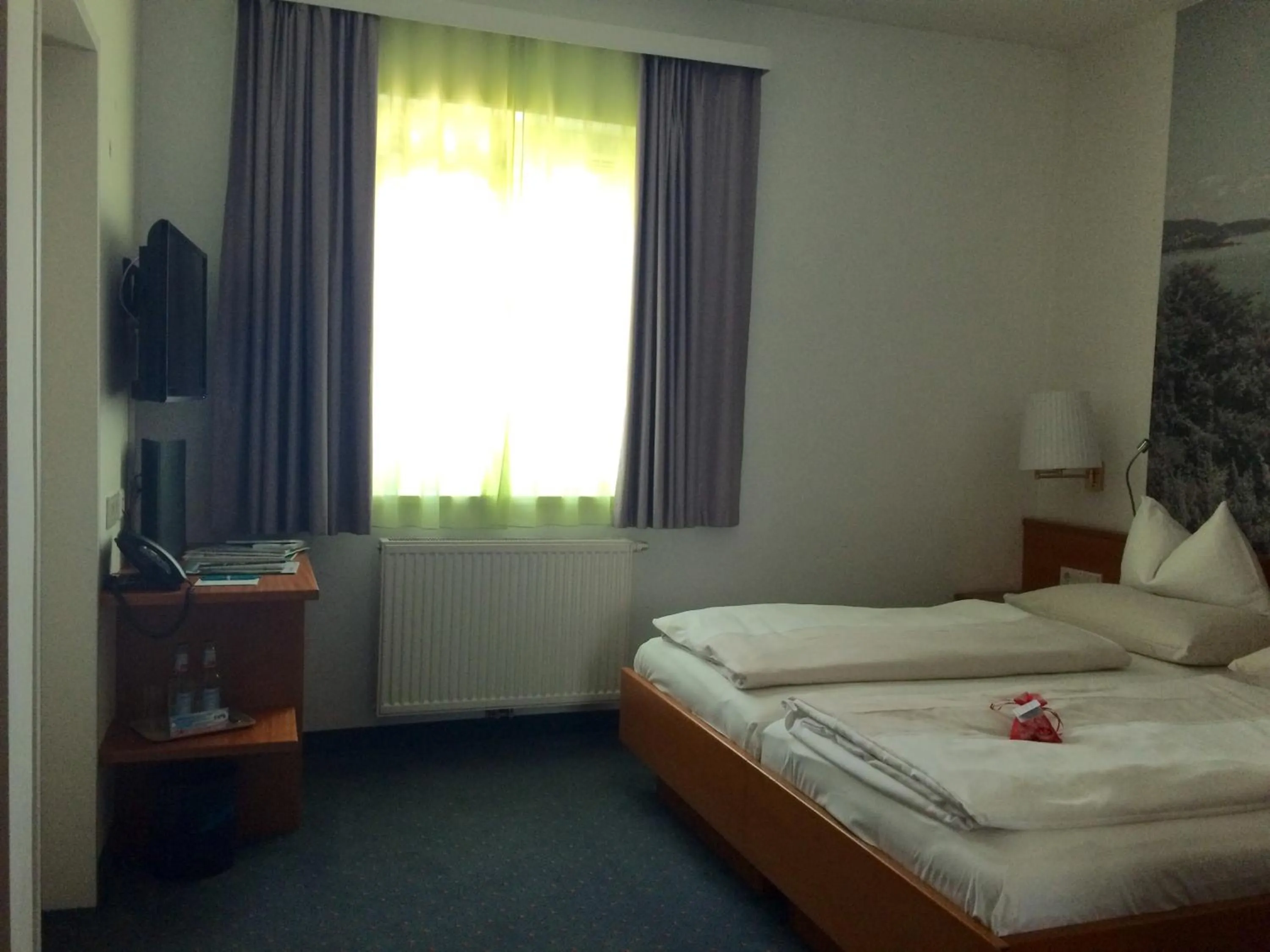 Bedroom in Seehotel Engstler