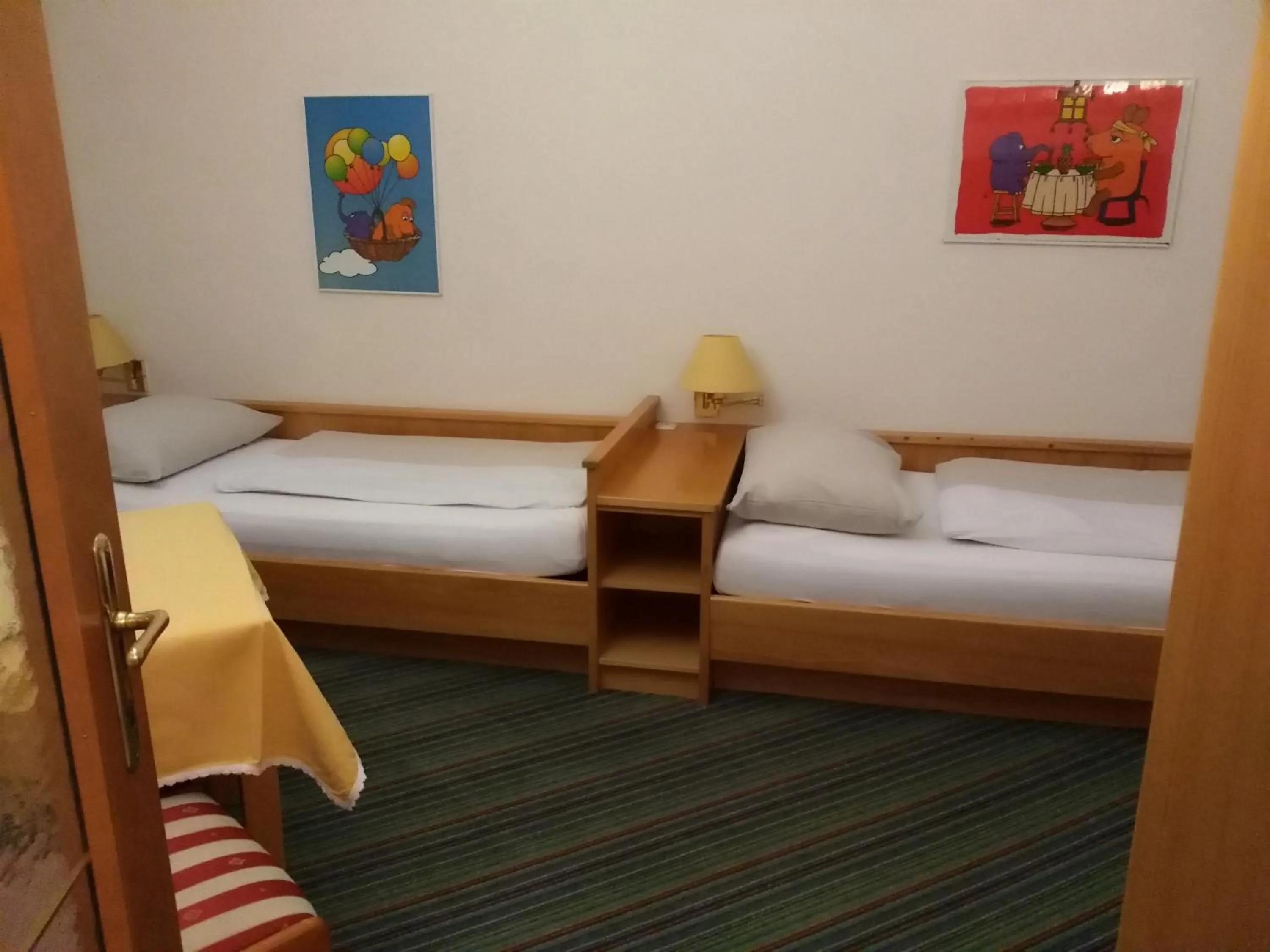 Bedroom in Seehotel Engstler