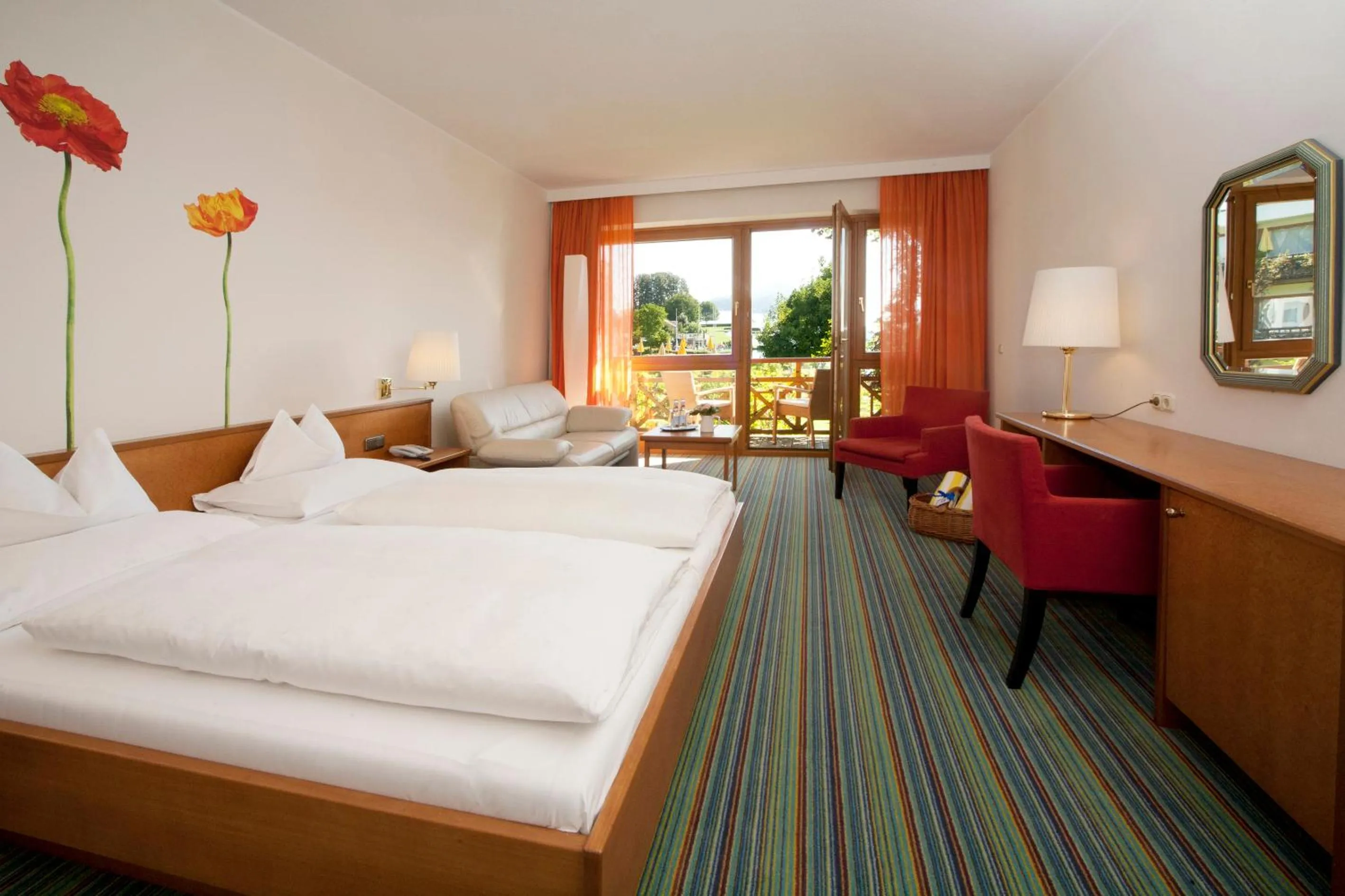 Photo of the whole room in Seehotel Engstler