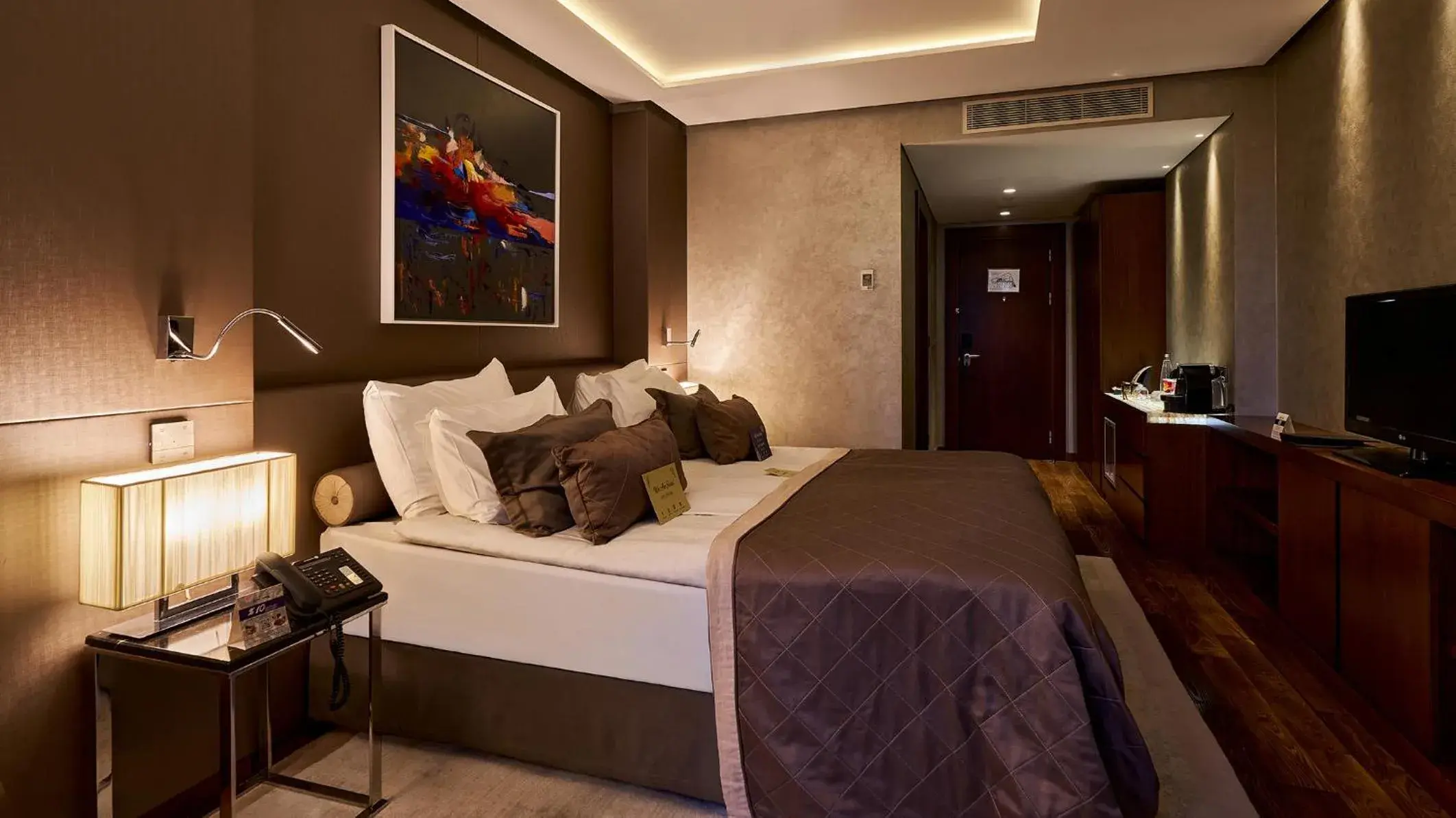 Bed in Lasagrada Hotel Istanbul Bed in Lasagrada Hotel Istanbul