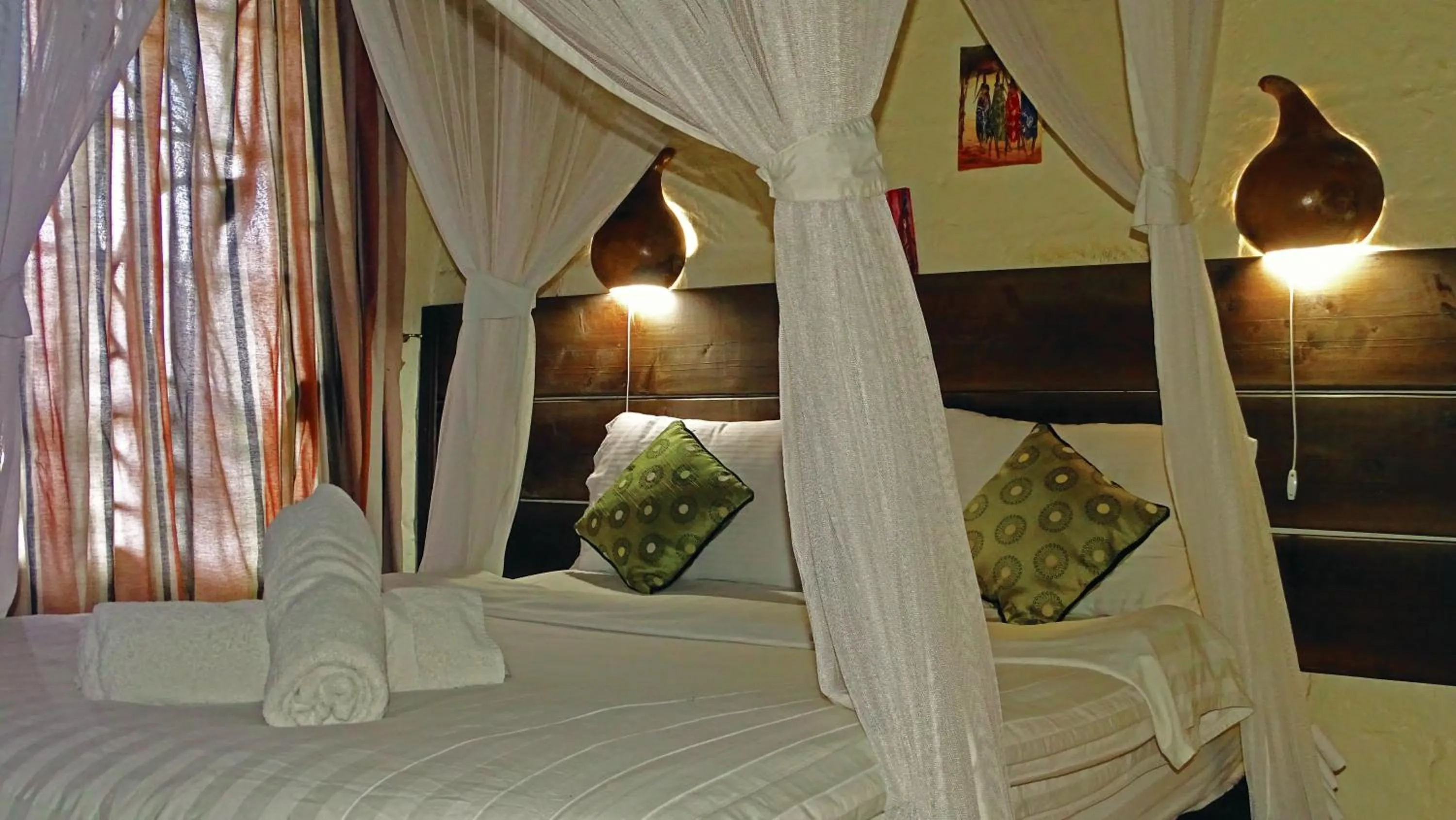 Bed in Osoita Lodge