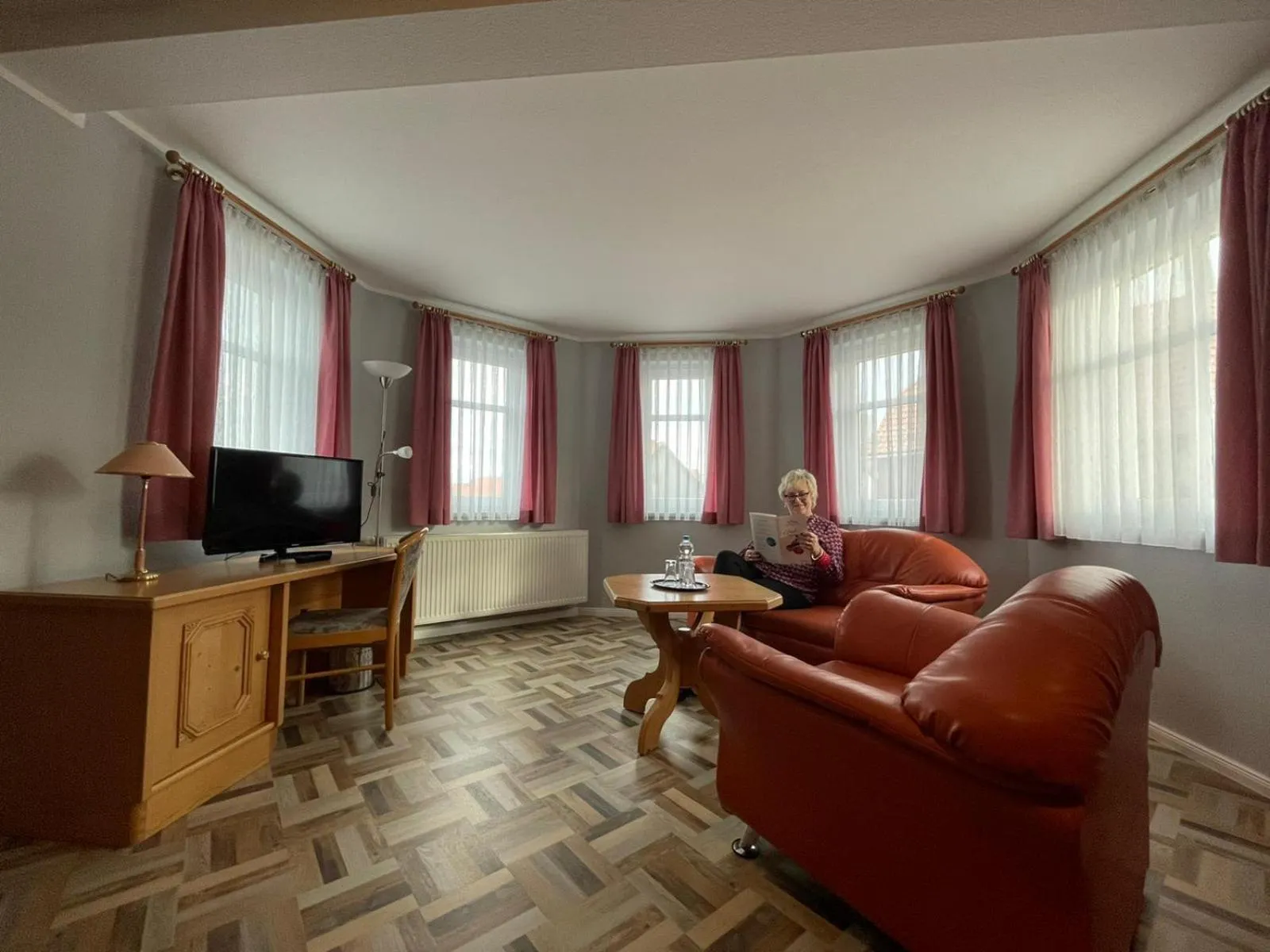 Seating area in Landgasthaus Zander