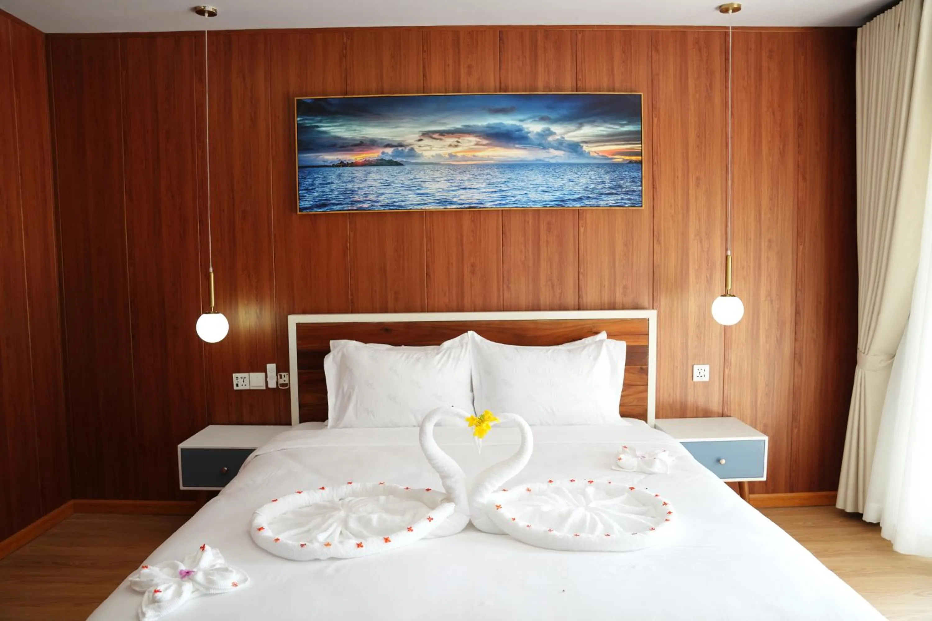 Bed in Bodega Resort