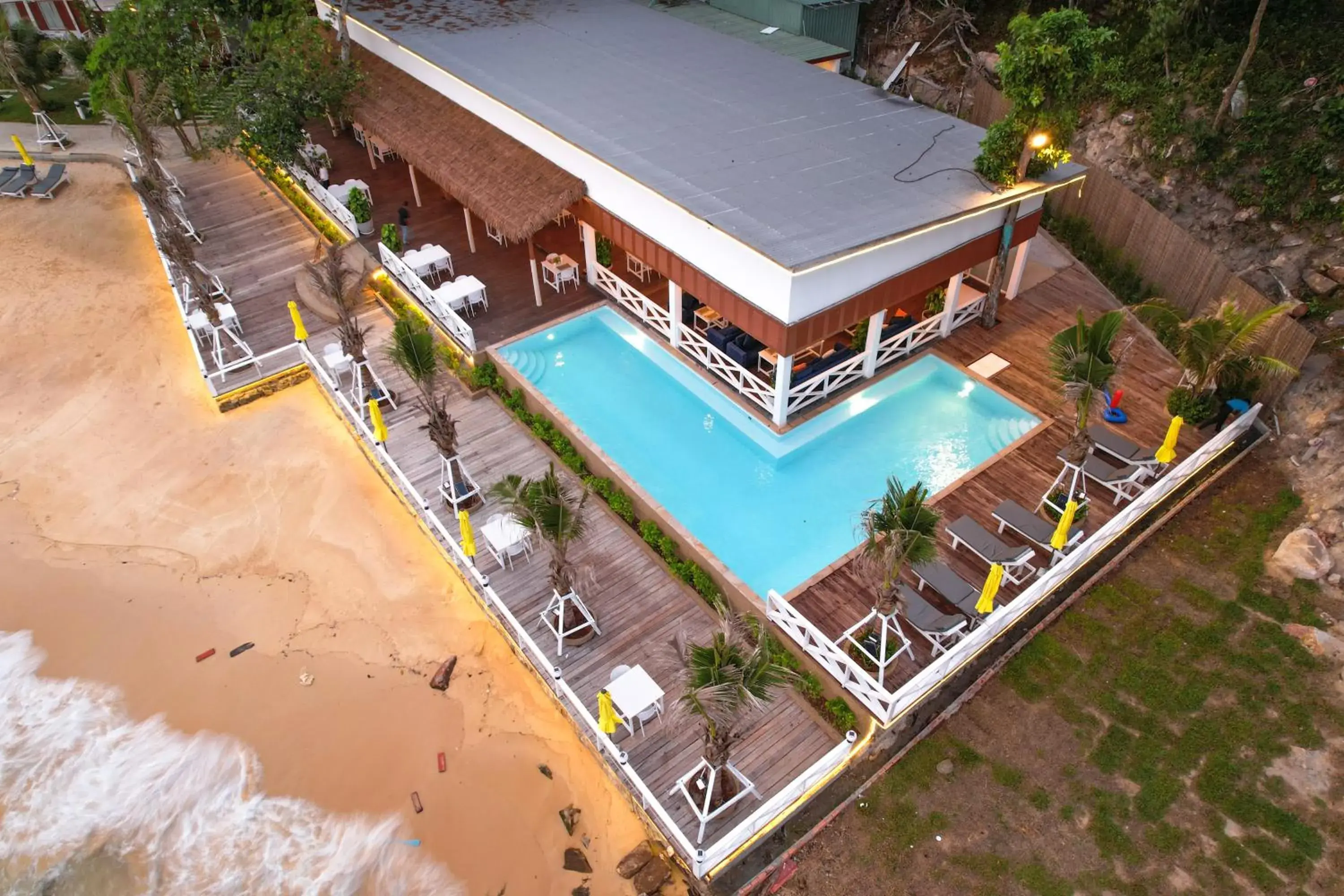 Restaurant/places to eat in One Beach Resort by EHM Restaurant/places to eat in One Beach Resort by EHM