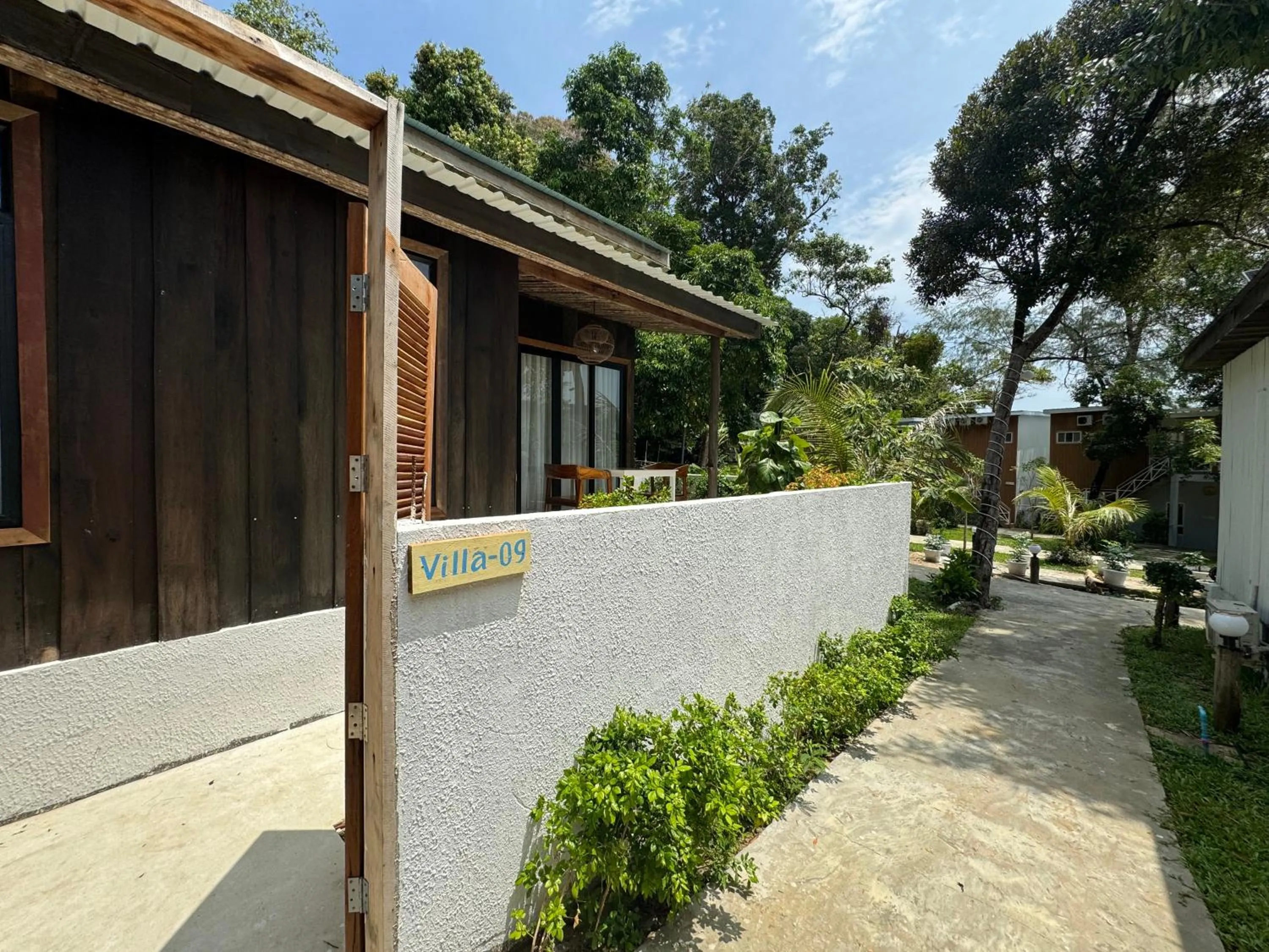 Property building in One Beach Resort by EHM