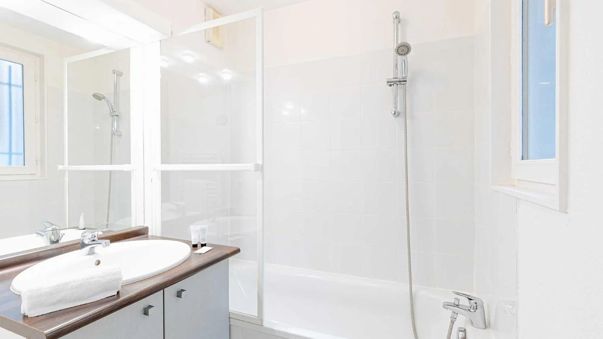 Bathroom in Madame Vacances Les Rives Marines