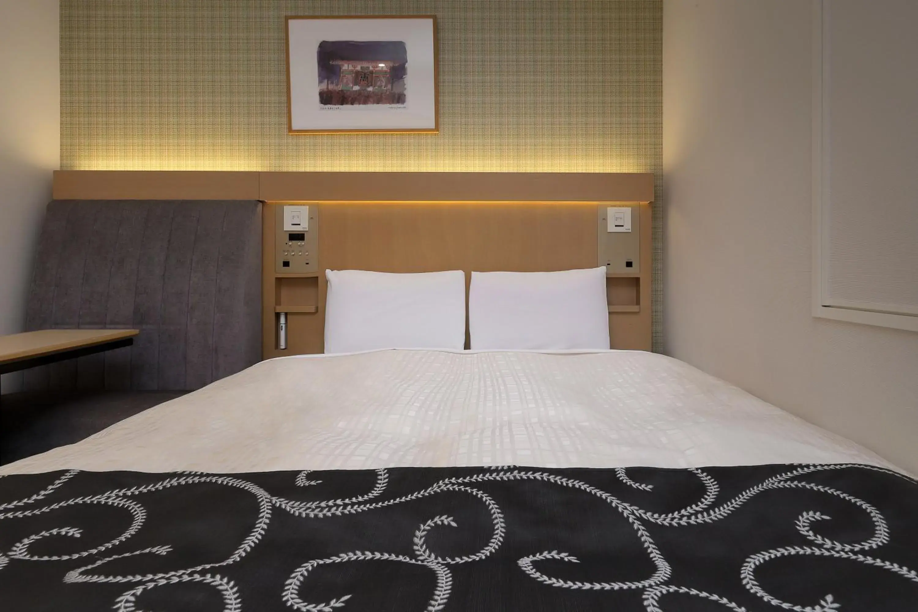 Bed in Keio Presso Inn Nihonbashi Kayabacho Bed in Keio Presso Inn Nihonbashi Kayabacho
