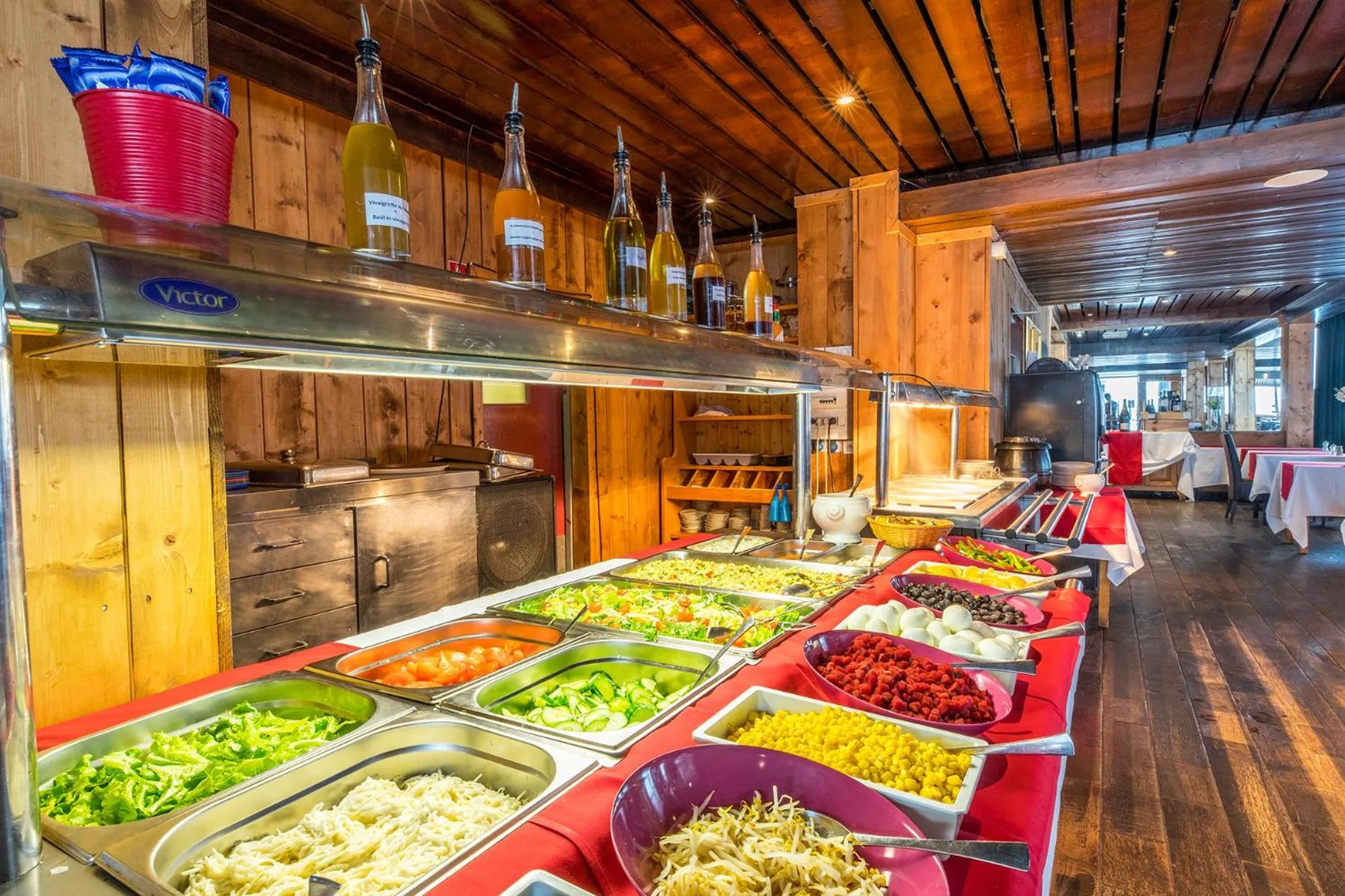 Restaurant/places to eat in Madame Vacances Hôtel & Spa Le Mottaret