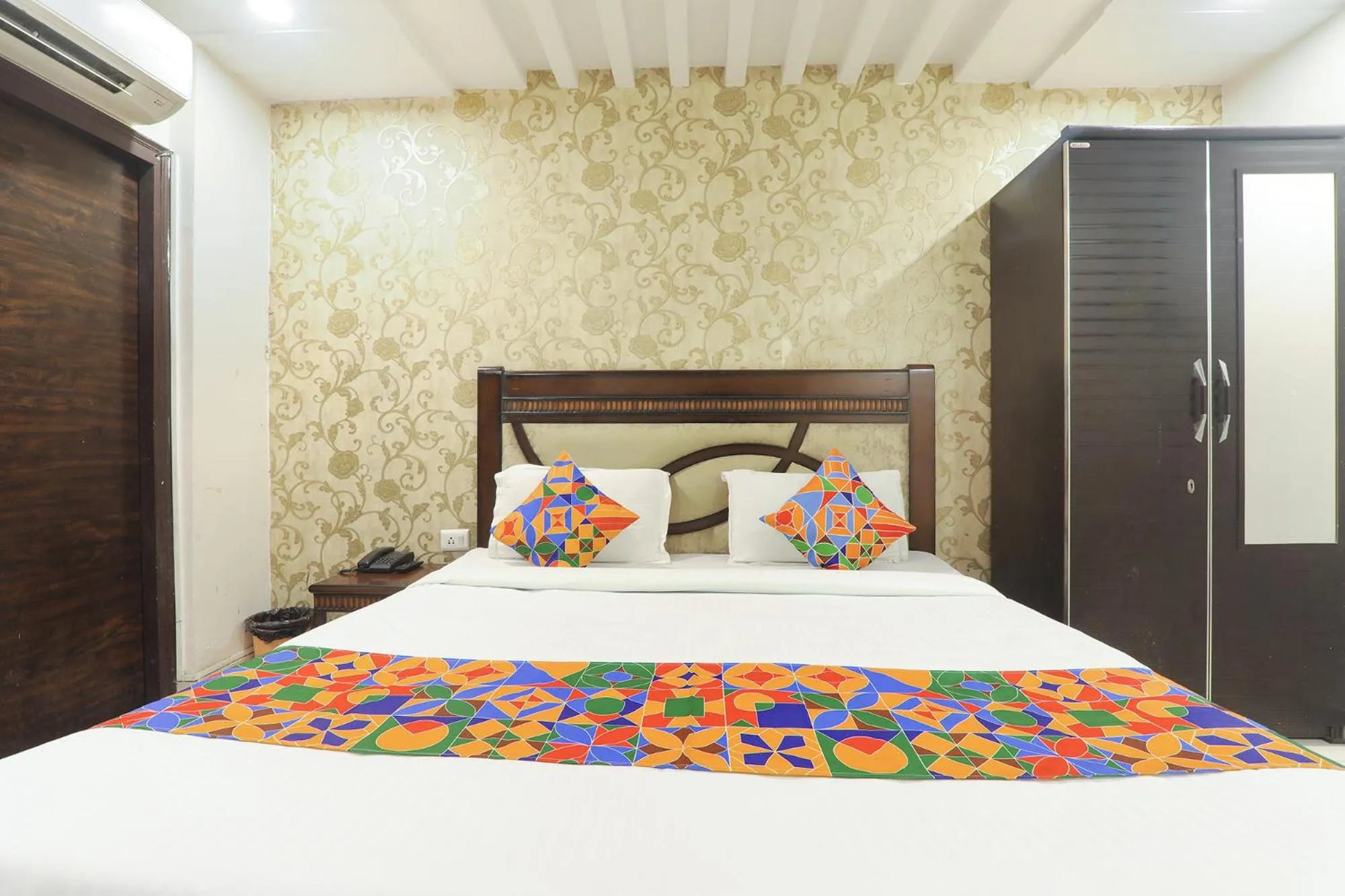 Bed in FabHotel The Villa