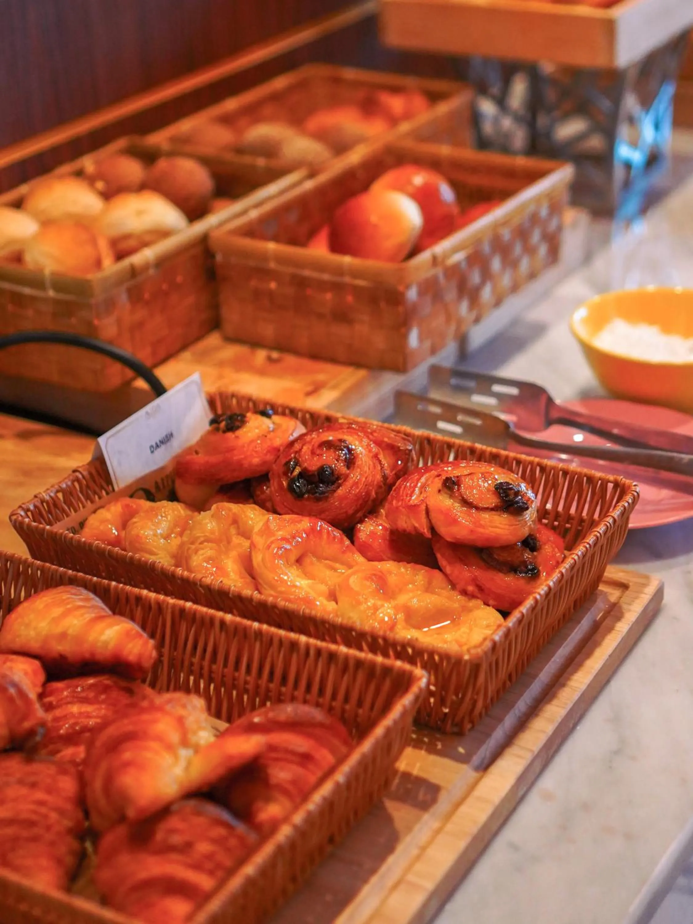 Buffet breakfast in Mida Grande Resort Phuket Official Account