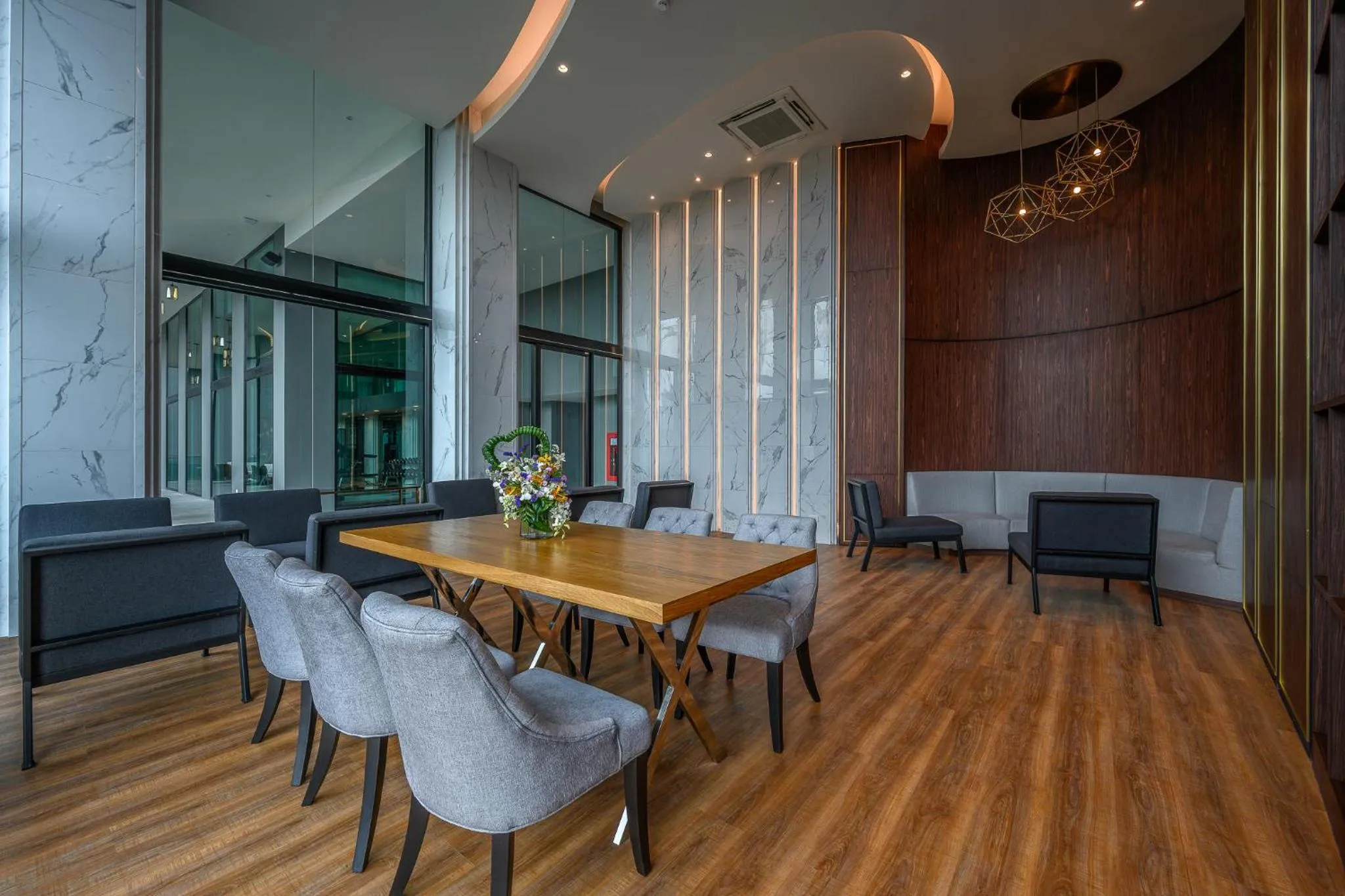 Library in Mida Grande Resort Phuket Official Account