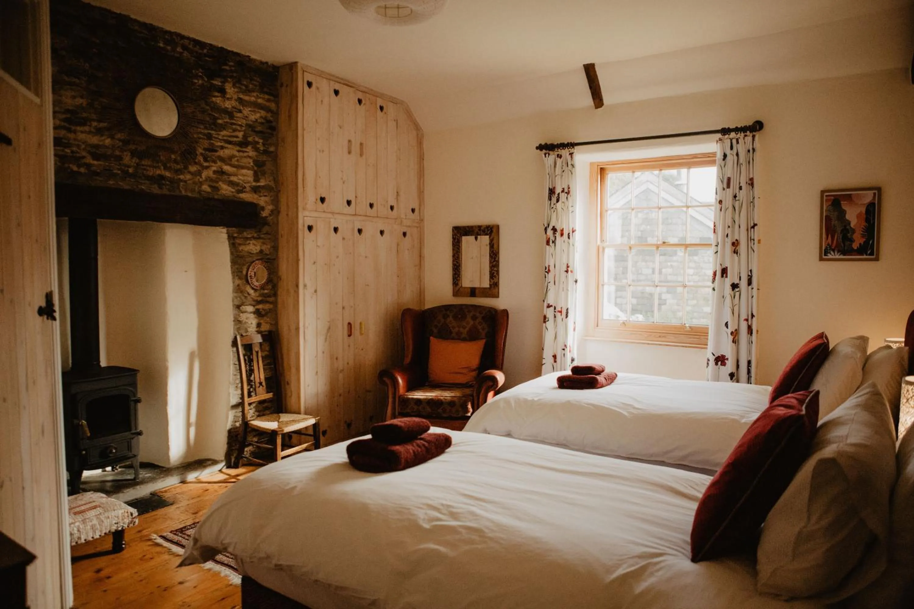 Bed in Holwell Holistic Retreat