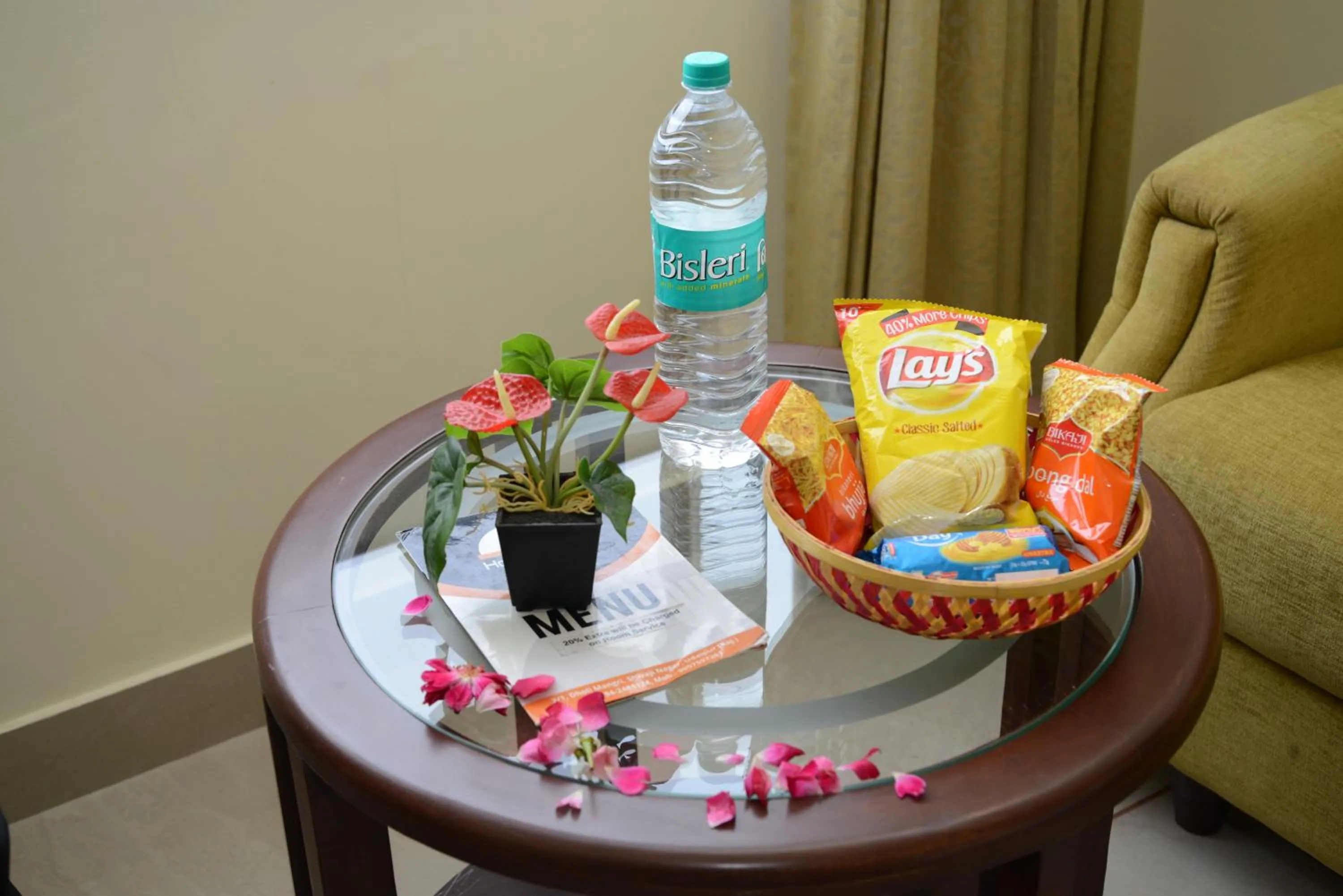 Food and drinks in Hotel Sanobar