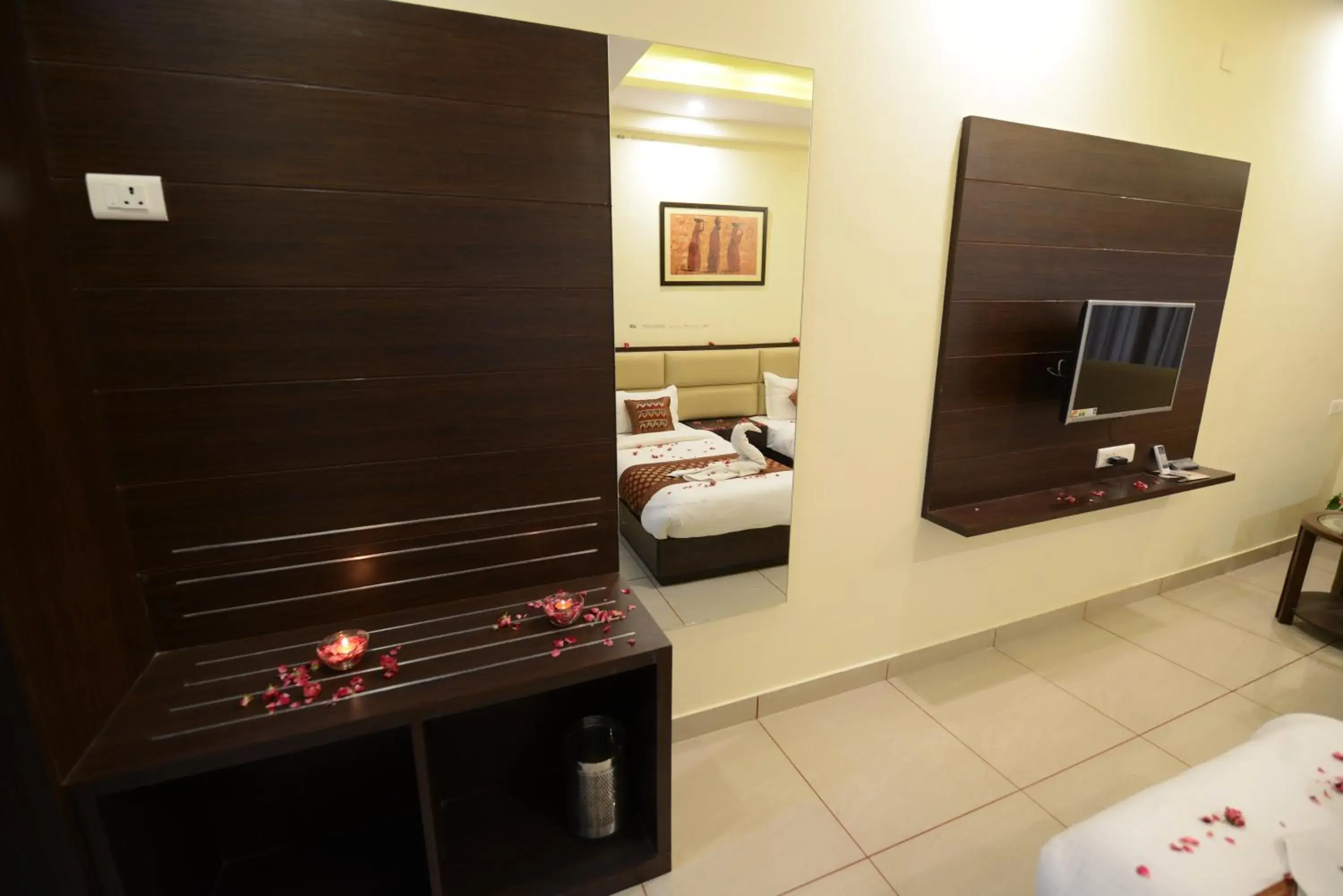 Bedroom, Bed in Hotel Sanobar Bedroom, Bed in Hotel Sanobar