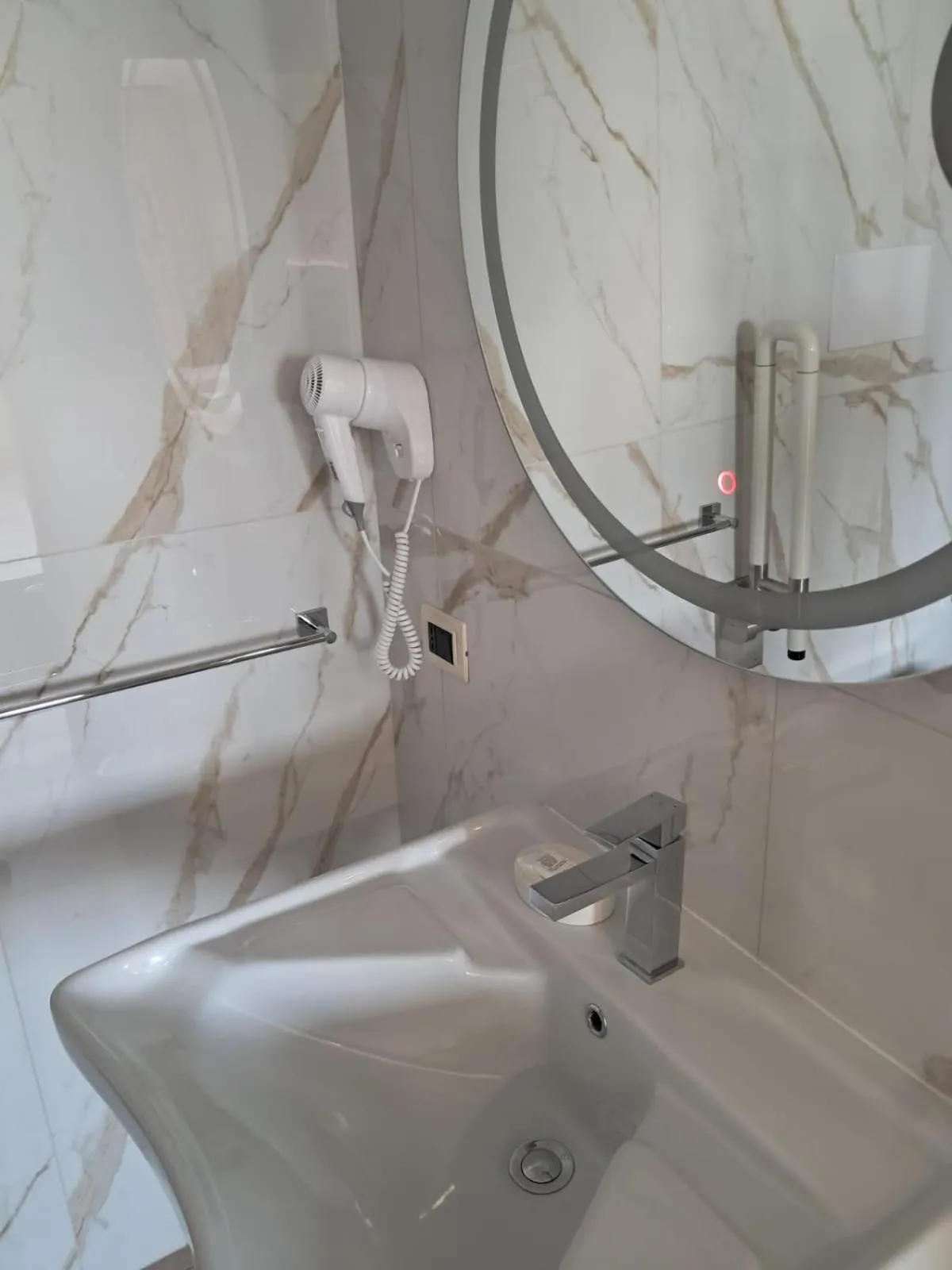 Bathroom in Hotel Palace Gioia Tauro