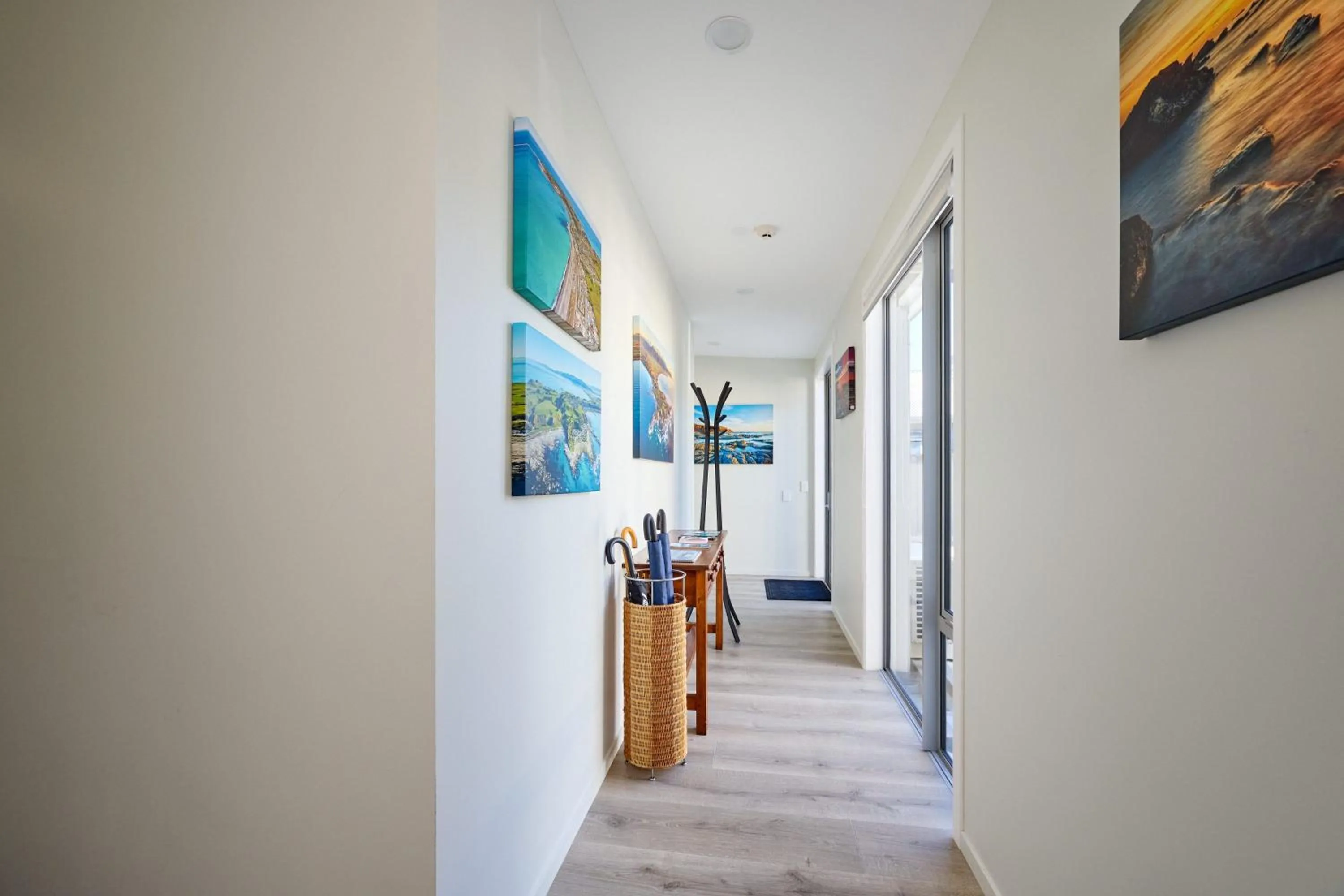 Facade/entrance in Shearwater Apartments