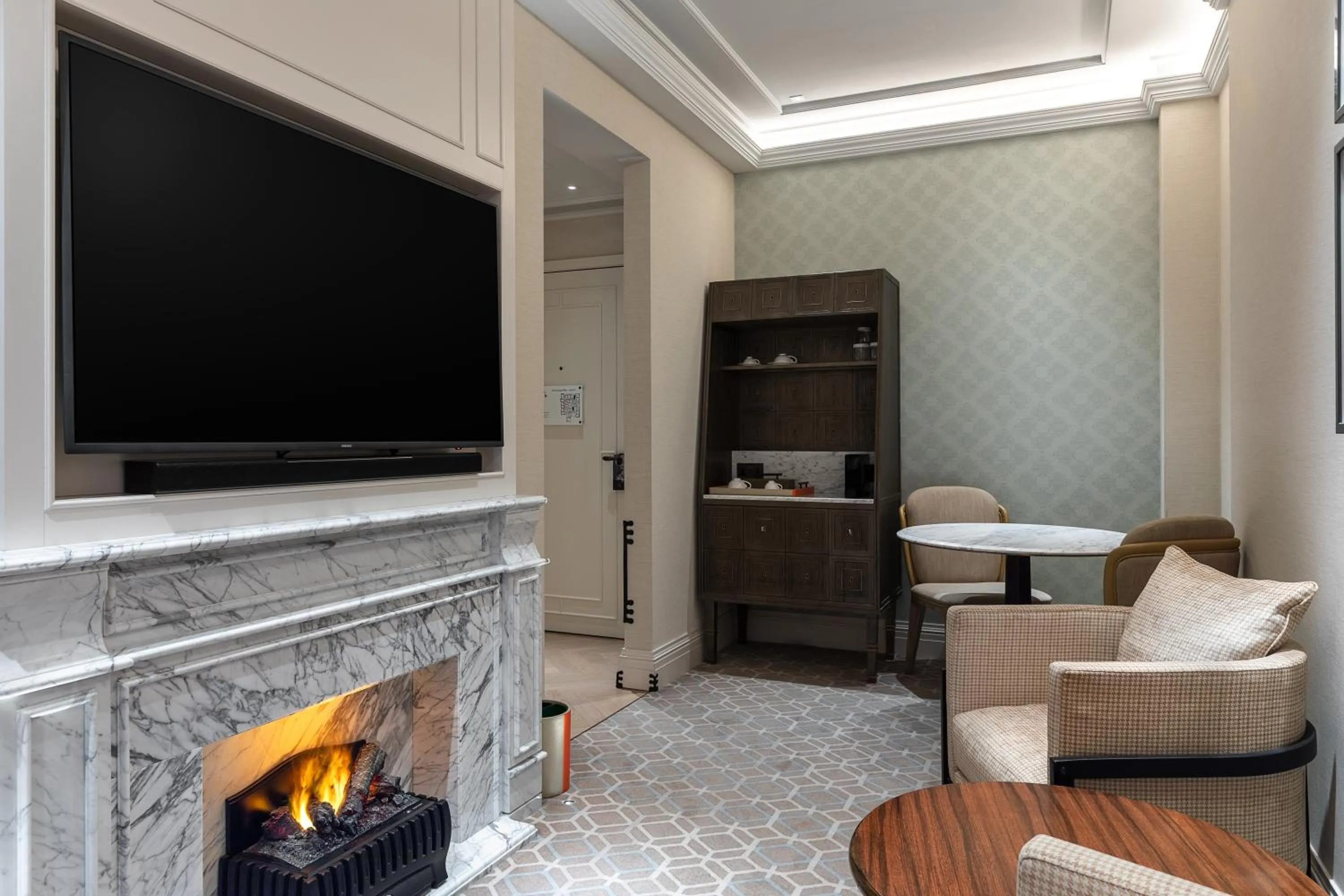 TV and multimedia in Great Scotland Yard Hotel, part of Hyatt