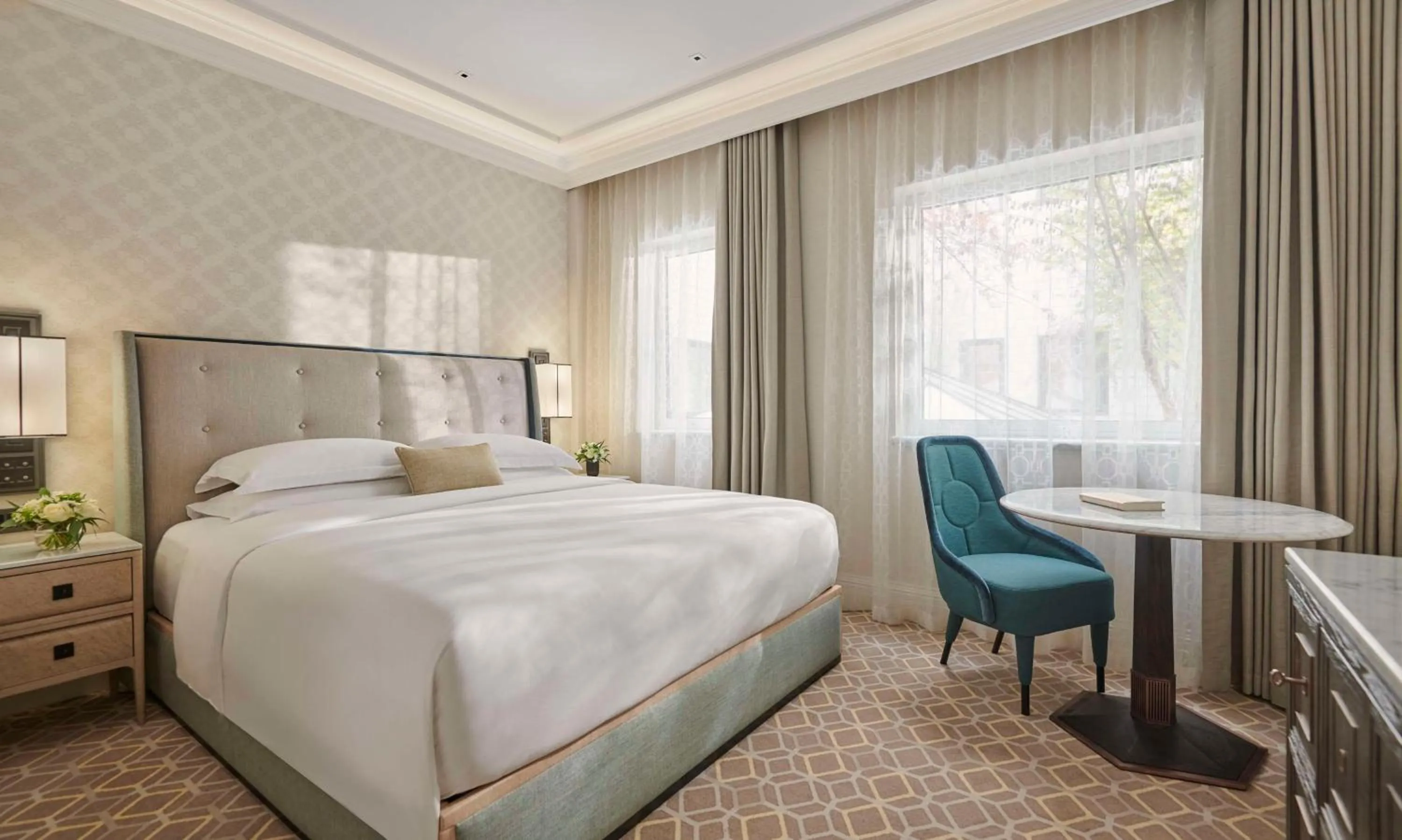 Bedroom, Bed in Great Scotland Yard Hotel, part of Hyatt