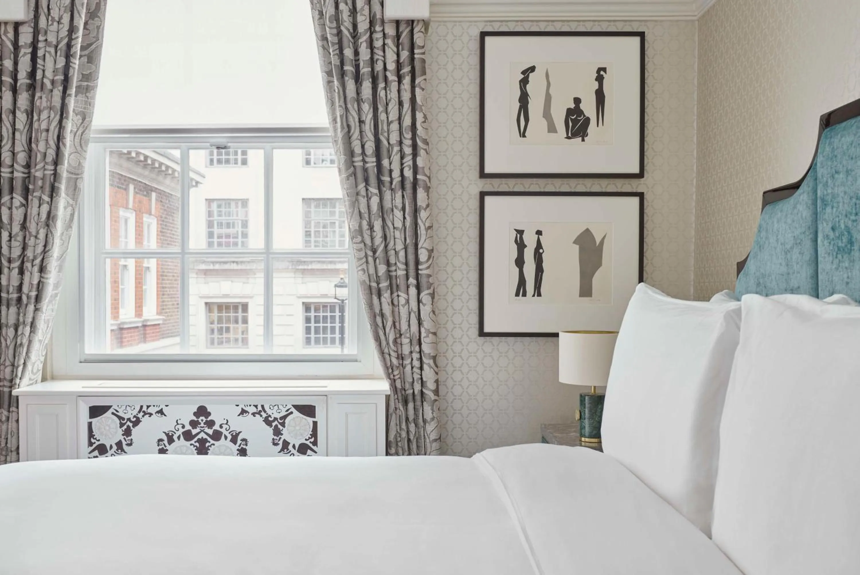 Photo of the whole room, Bed in Great Scotland Yard Hotel, part of Hyatt