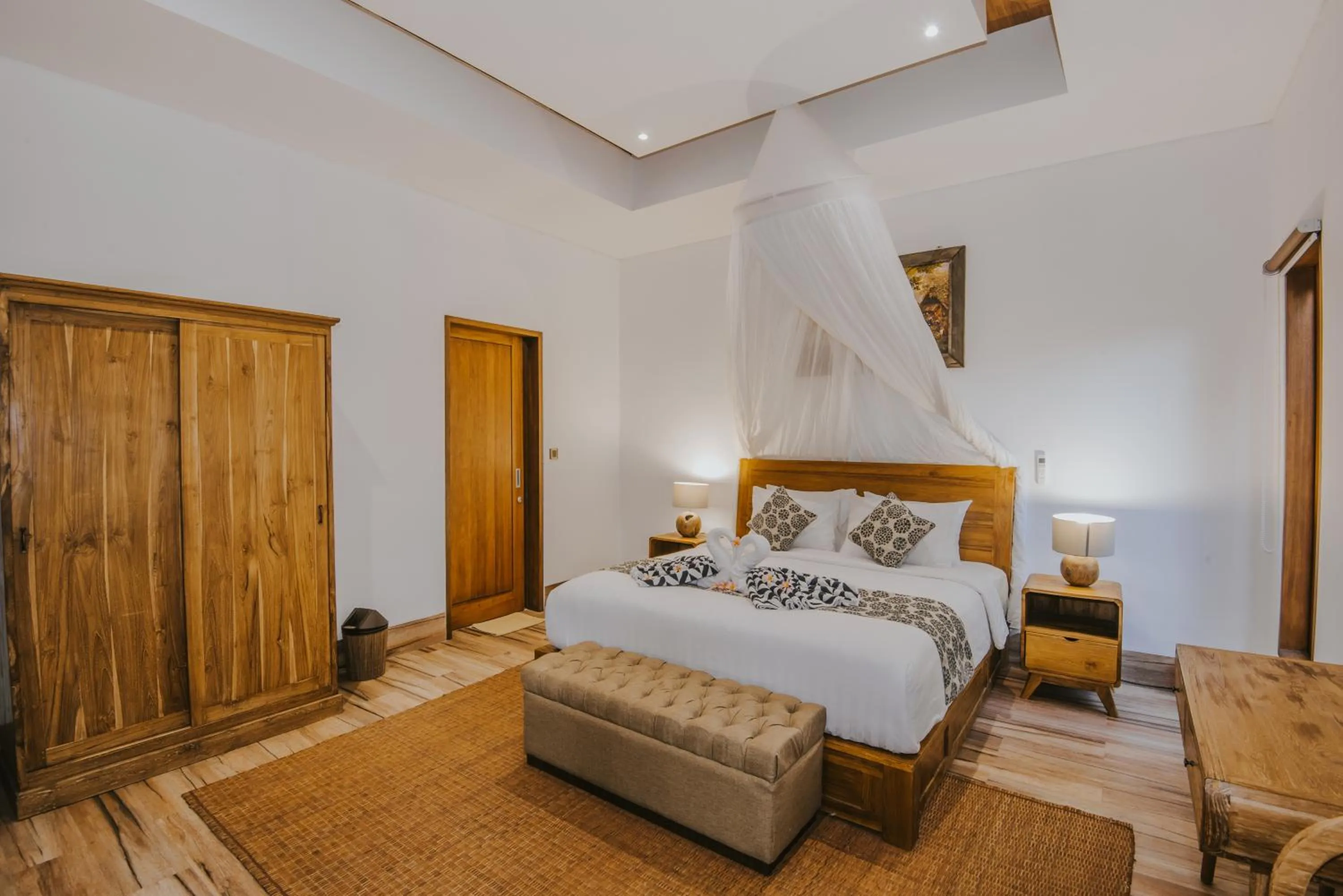 Bed in LGood Lembongan Island Villas