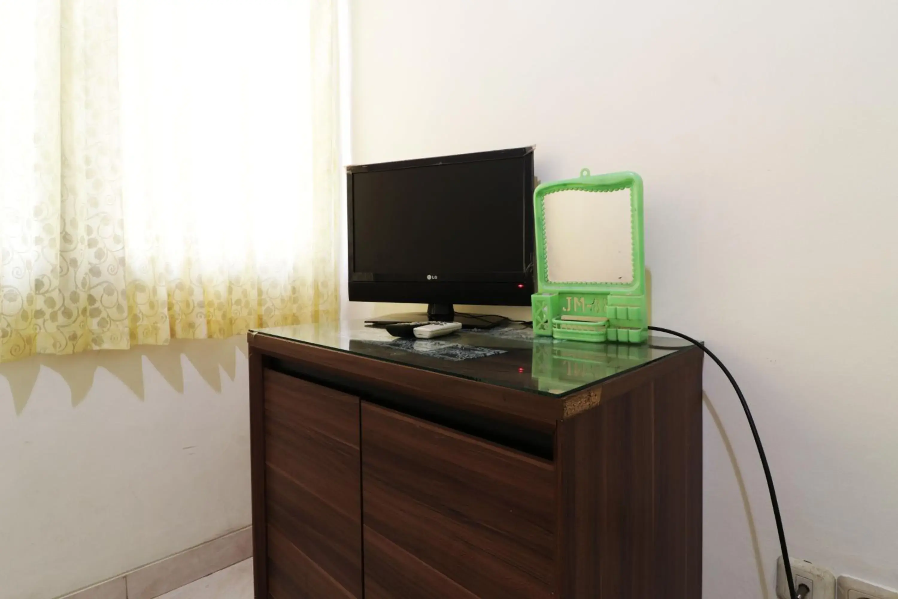 TV and multimedia in Penginapan Marsya Prima Syariah TV and multimedia in Penginapan Marsya Prima Syariah