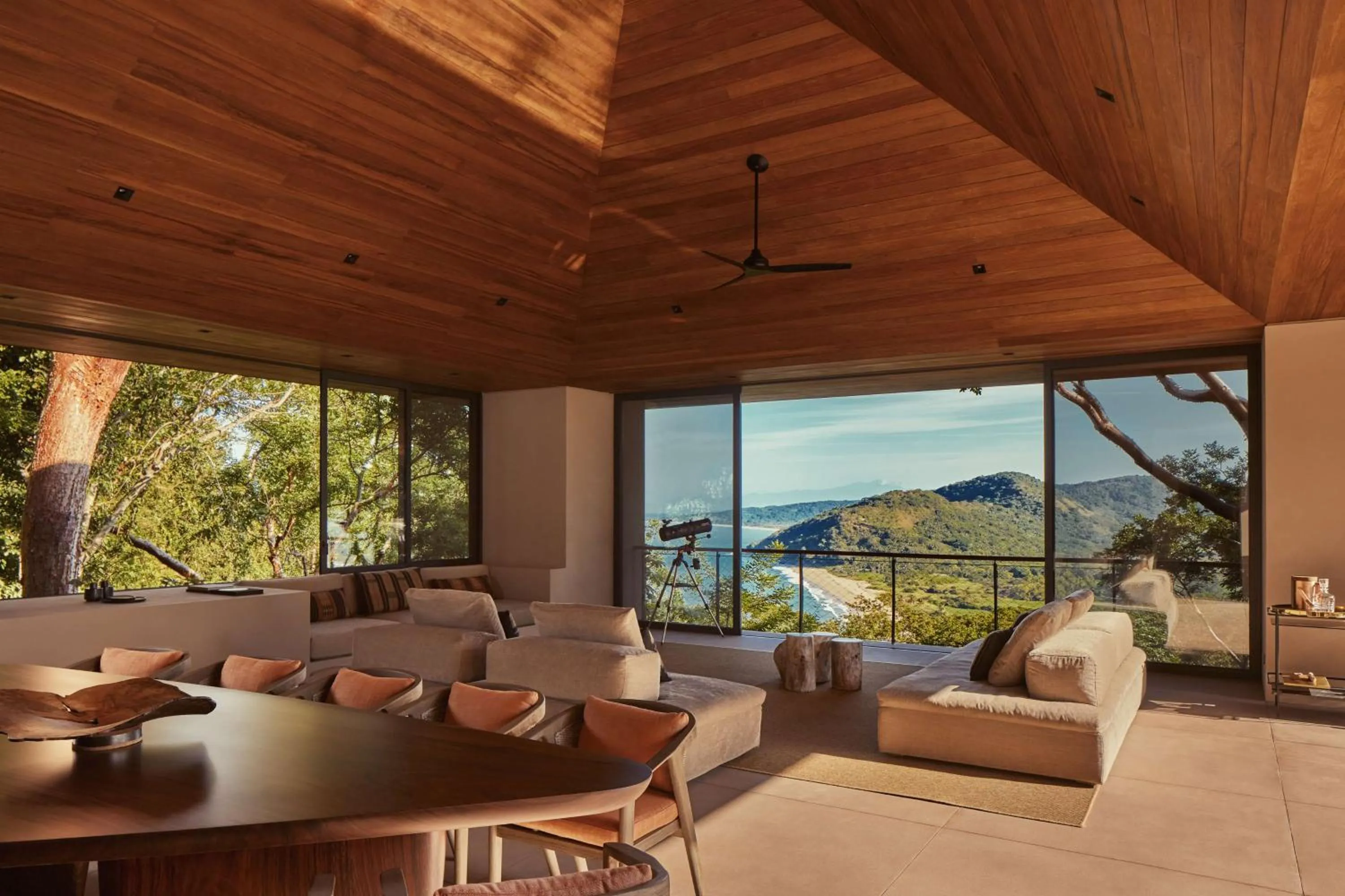 Other in One&Only Mandarina