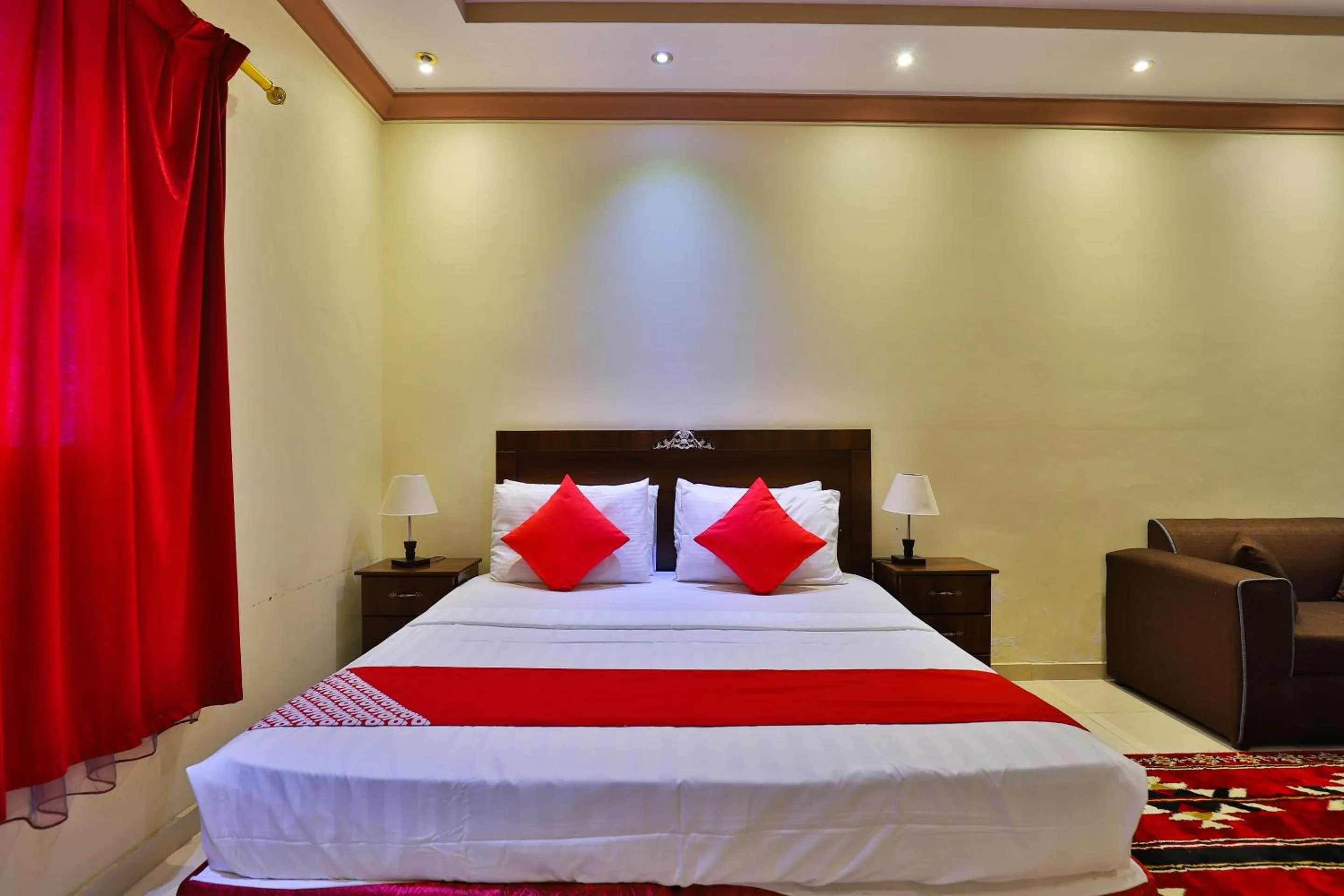 Bedroom in OYO 273 Star Yanbu Hotel Suites