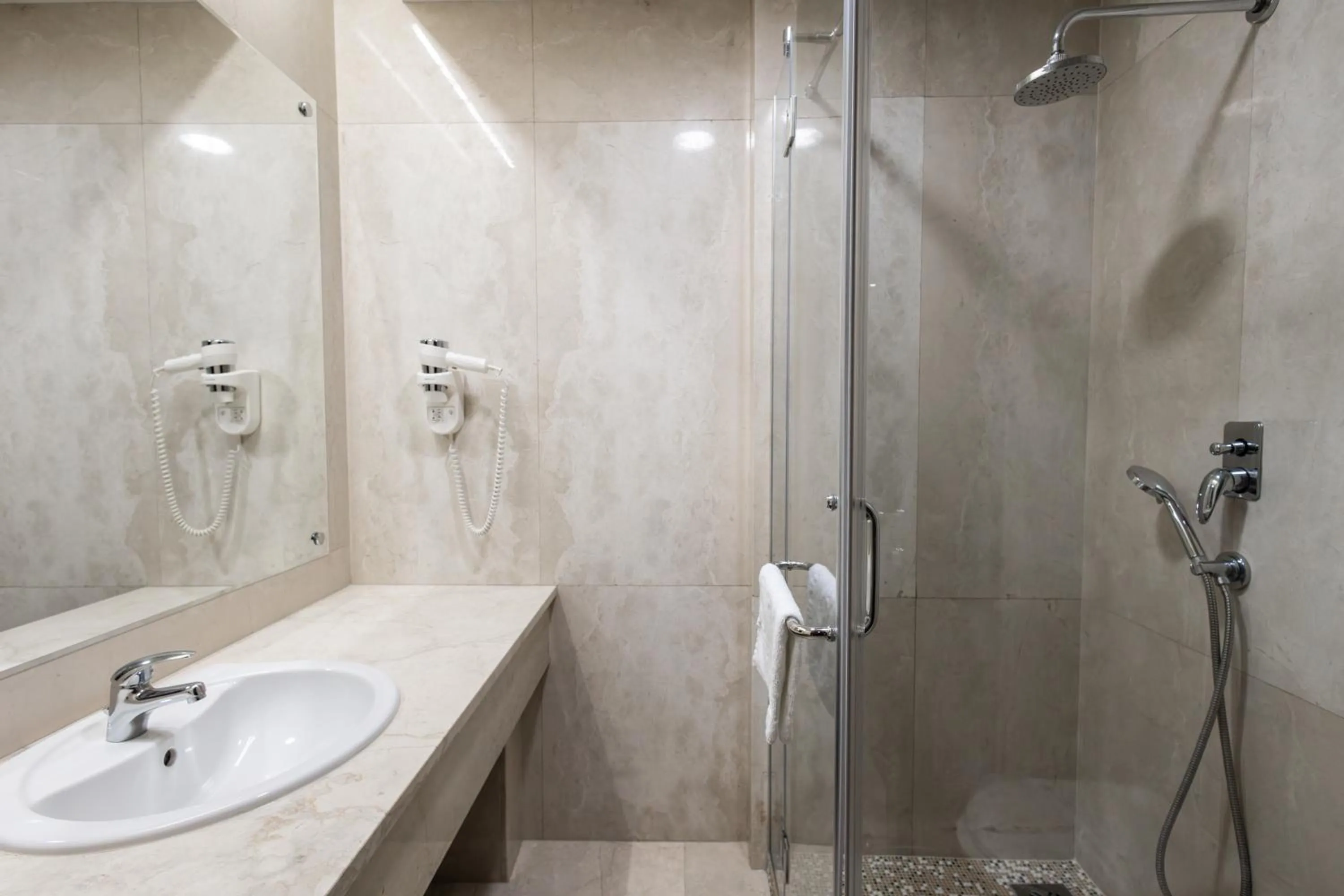 Shower in GARNI HOTEL AMI