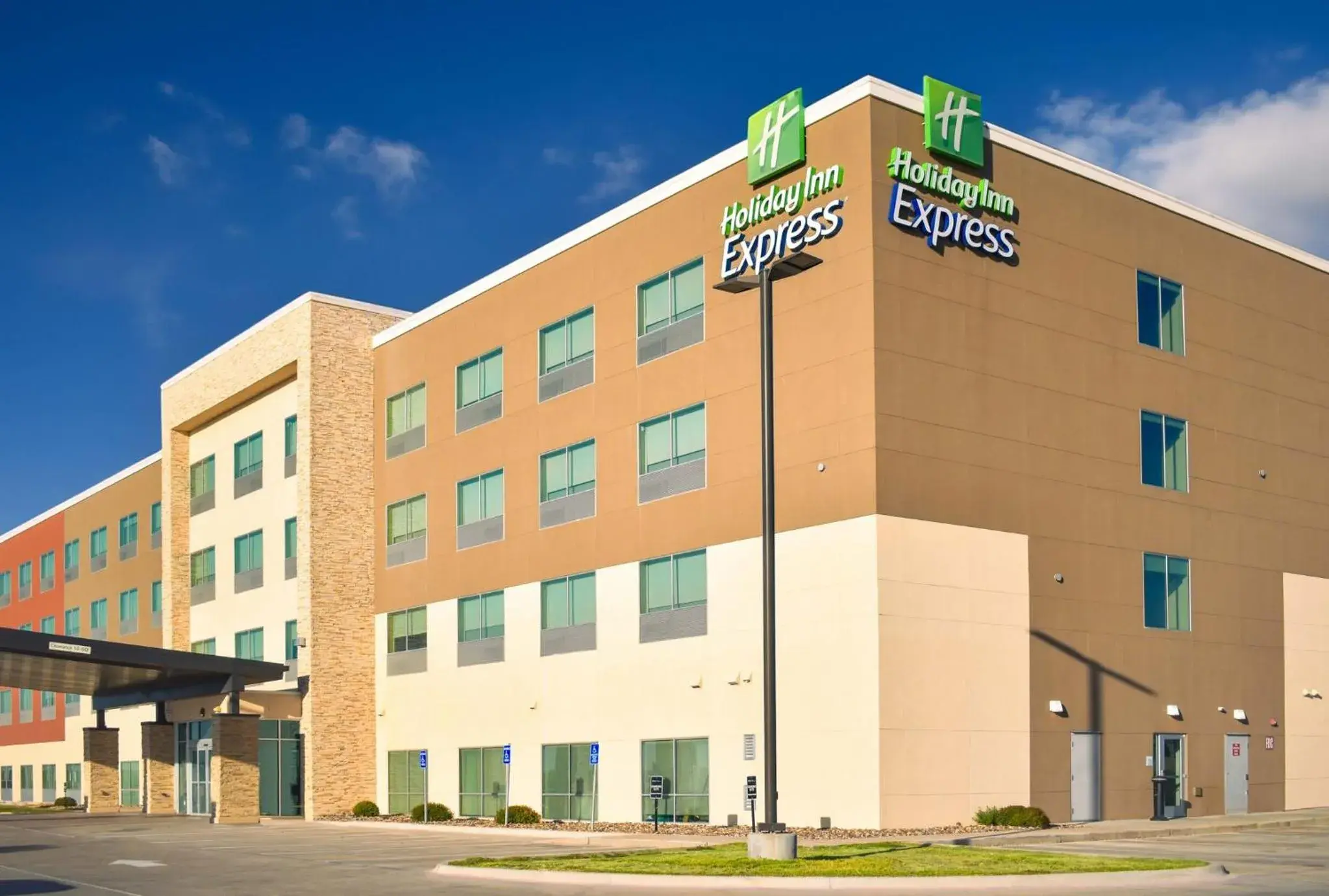 Property building in Holiday Inn Express - Kermit by IHG Property building in Holiday Inn Express - Kermit by IHG