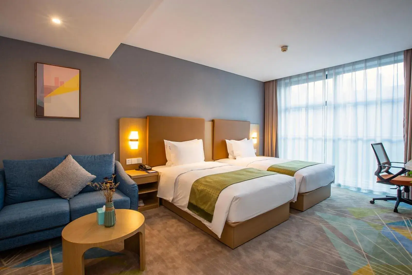 Bed in Holiday Inn Express Changzhou Xinbei by IHG Bed in Holiday Inn Express Changzhou Xinbei by IHG