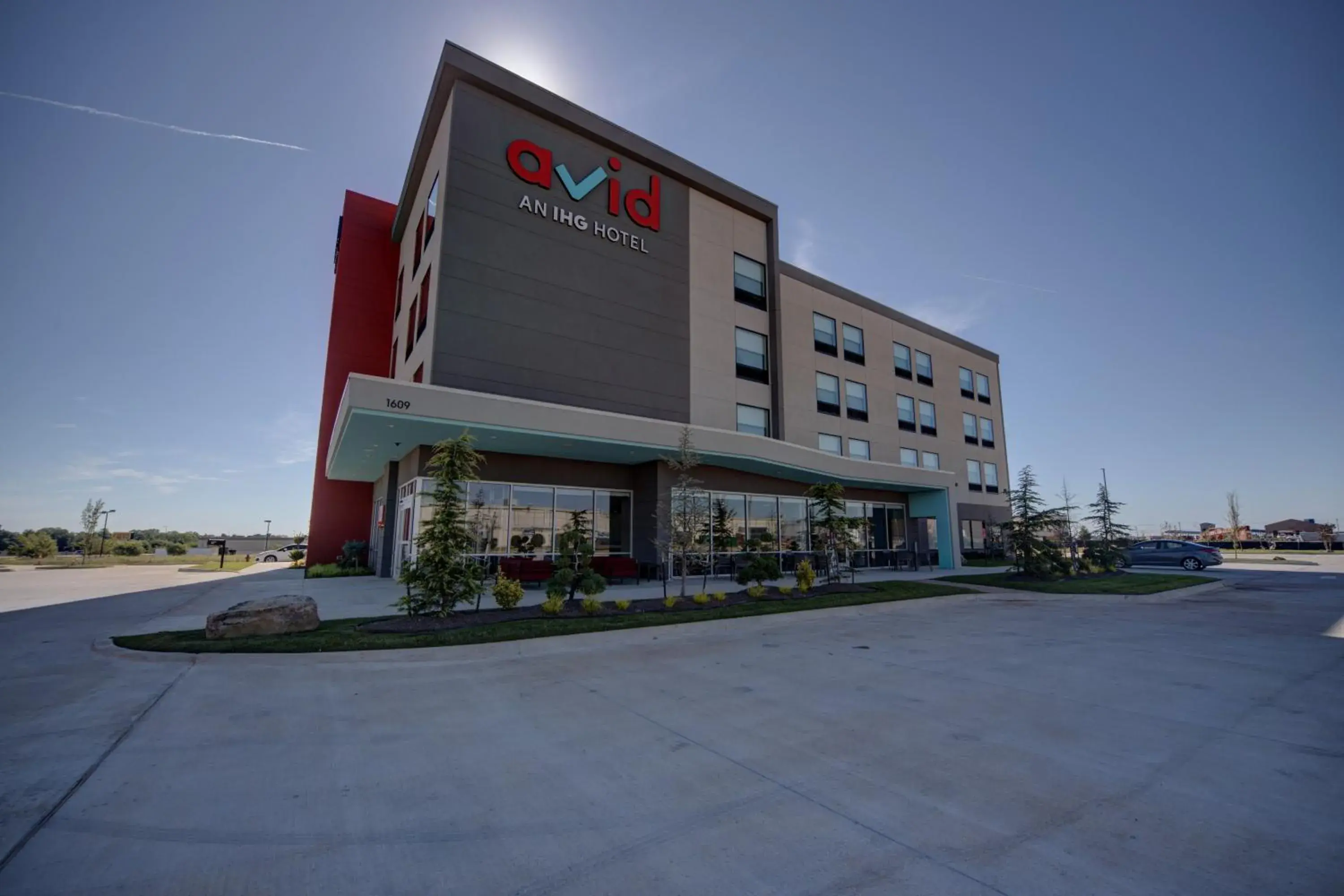 Property building in Avid hotels - Oklahoma City - Yukon by IHG Property building in Avid hotels - Oklahoma City - Yukon by IHG