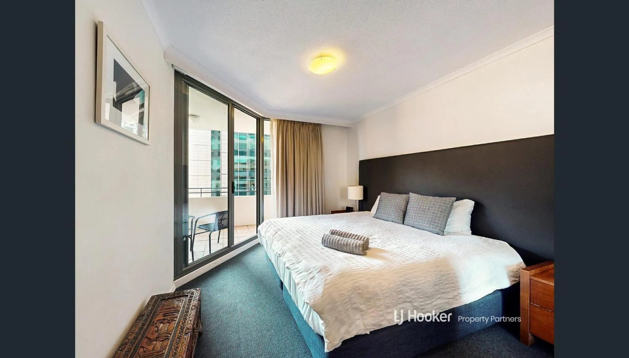 Bed in S&P Apartments - Albert St