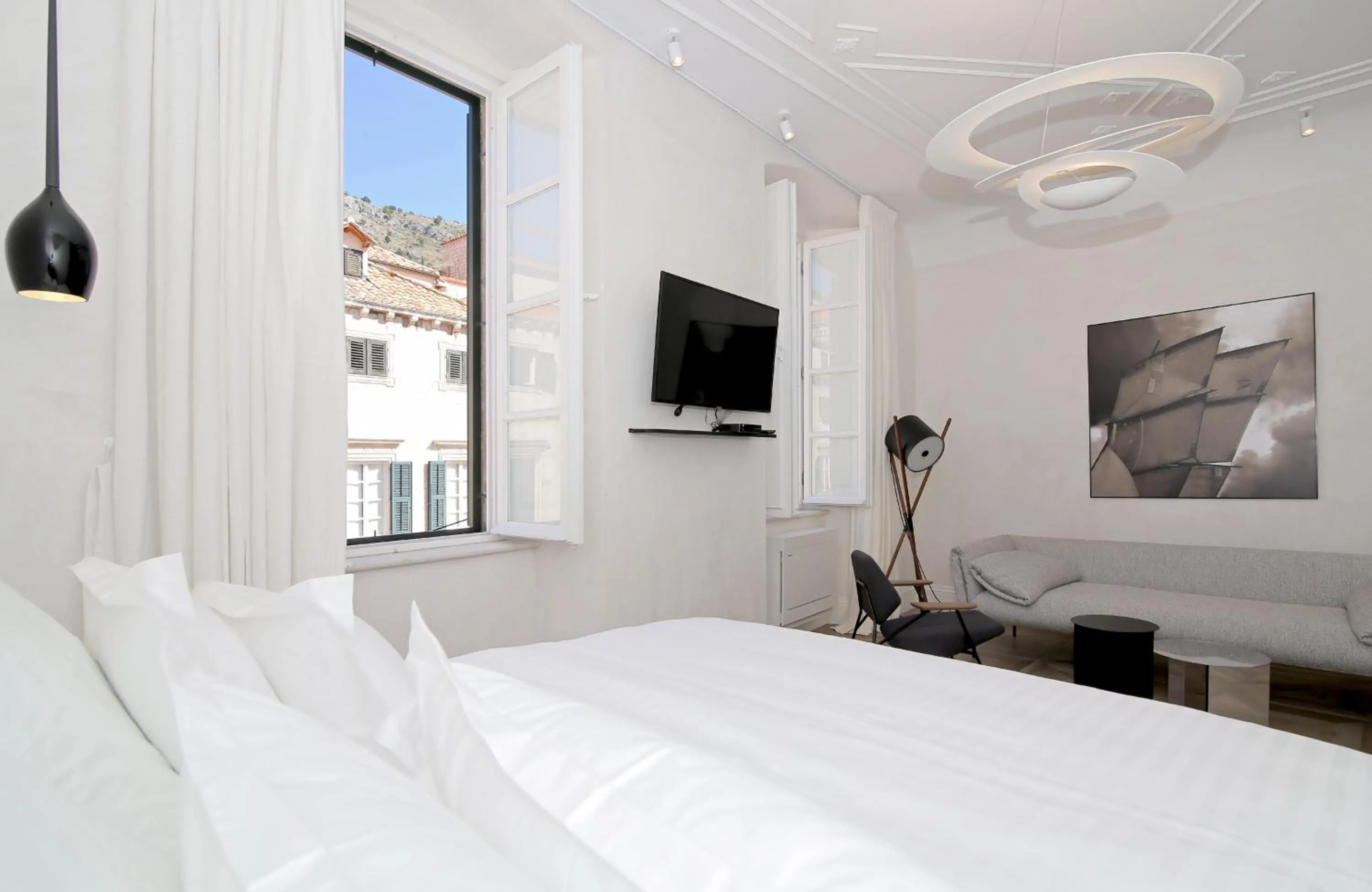 Nearby landmark, Bed in Villa 5db