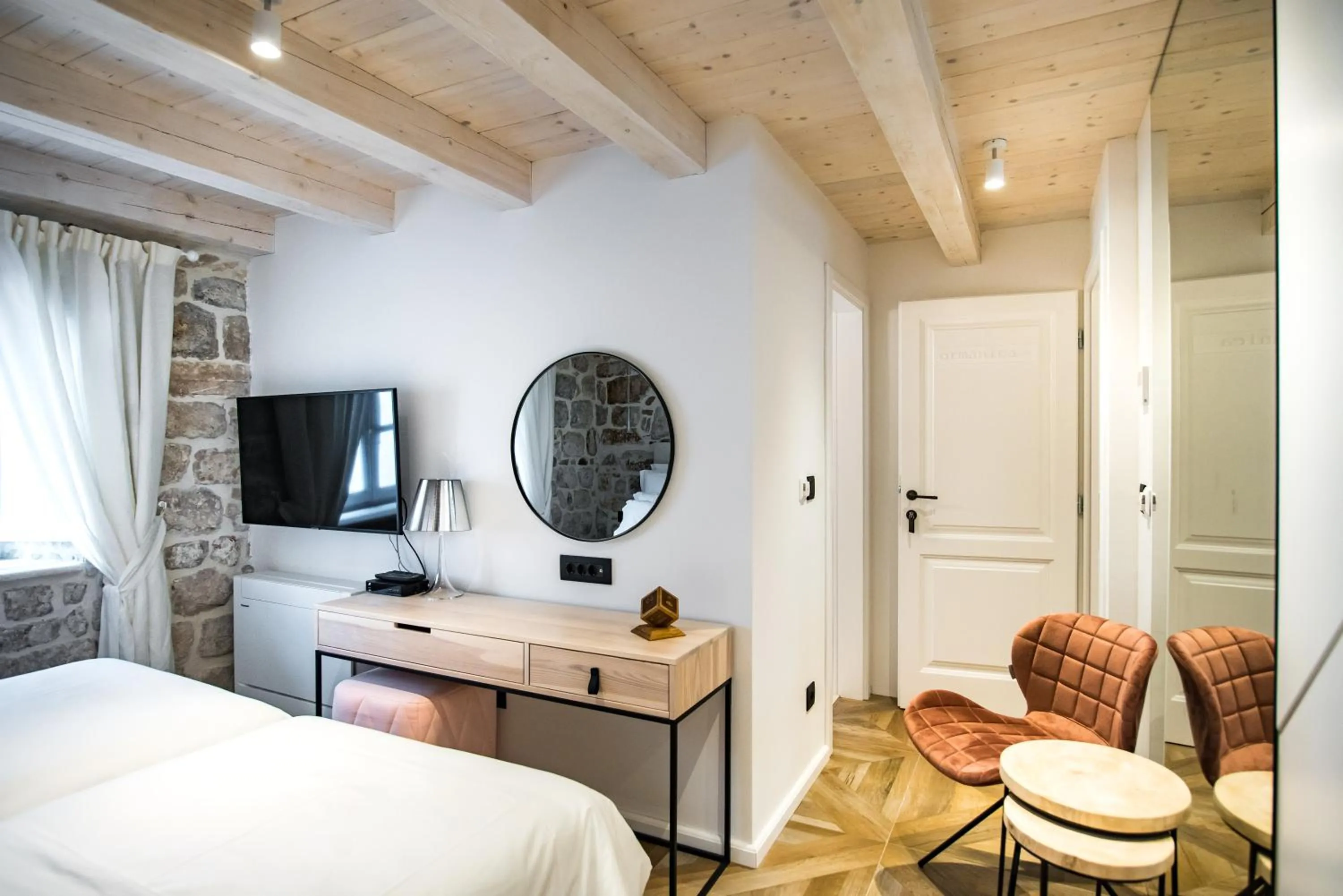 TV and multimedia, Bed in Villa 5db