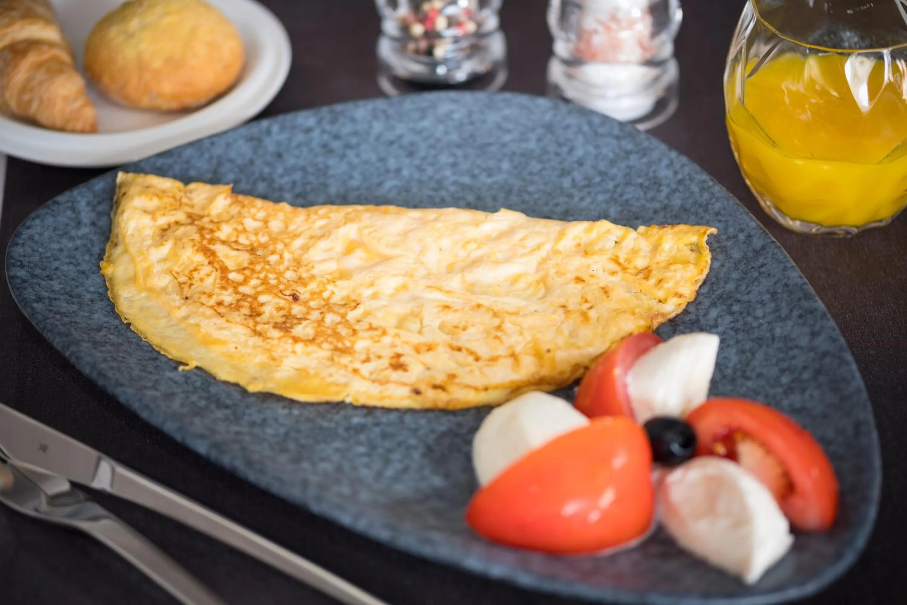 Breakfast in Villa 5db