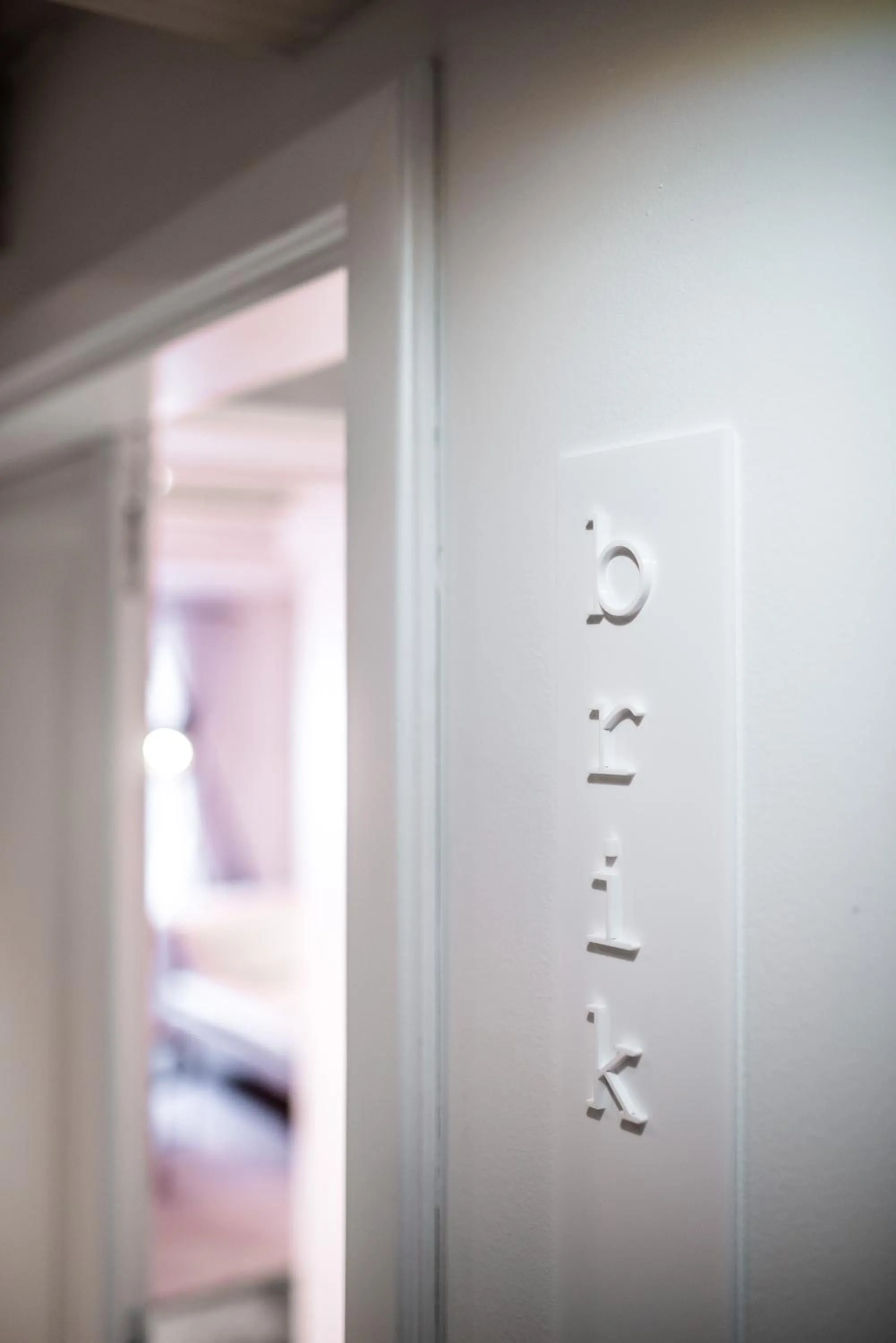 Logo/Certificate/Sign in Villa 5db