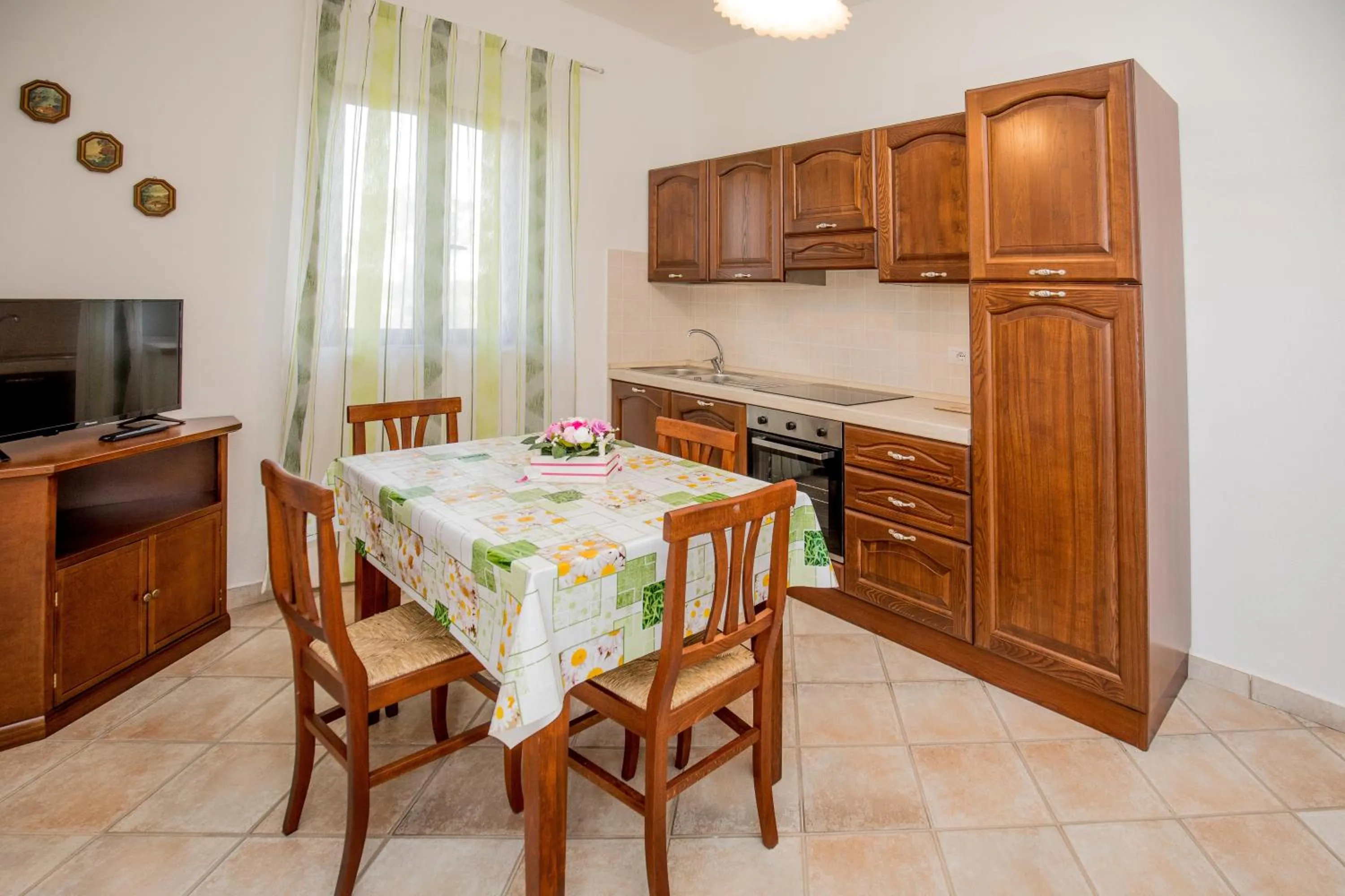 Kitchen or kitchenette in Agriturismo Colle Oliveto