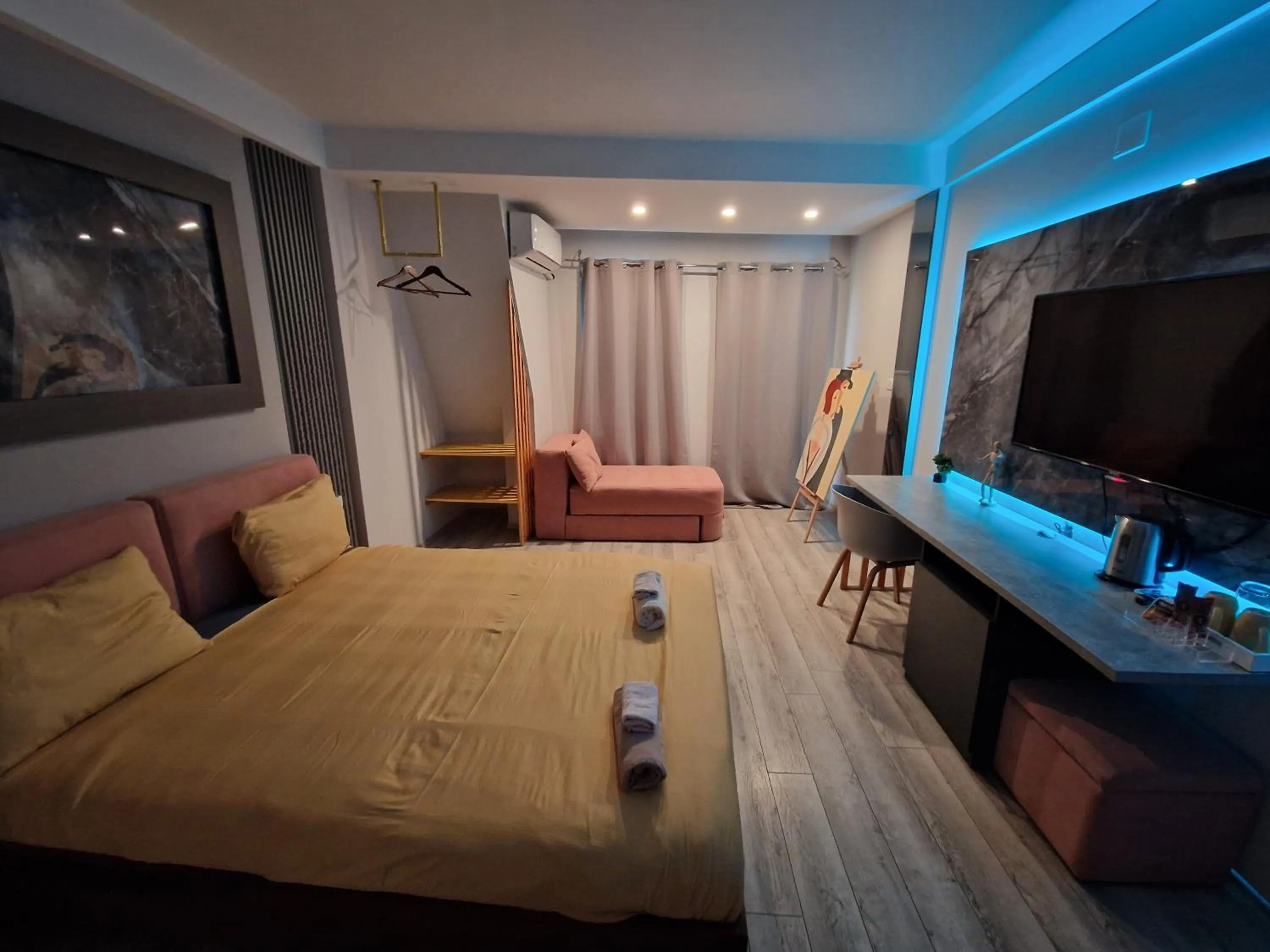 Bed in Vanilla Boutique Hotel