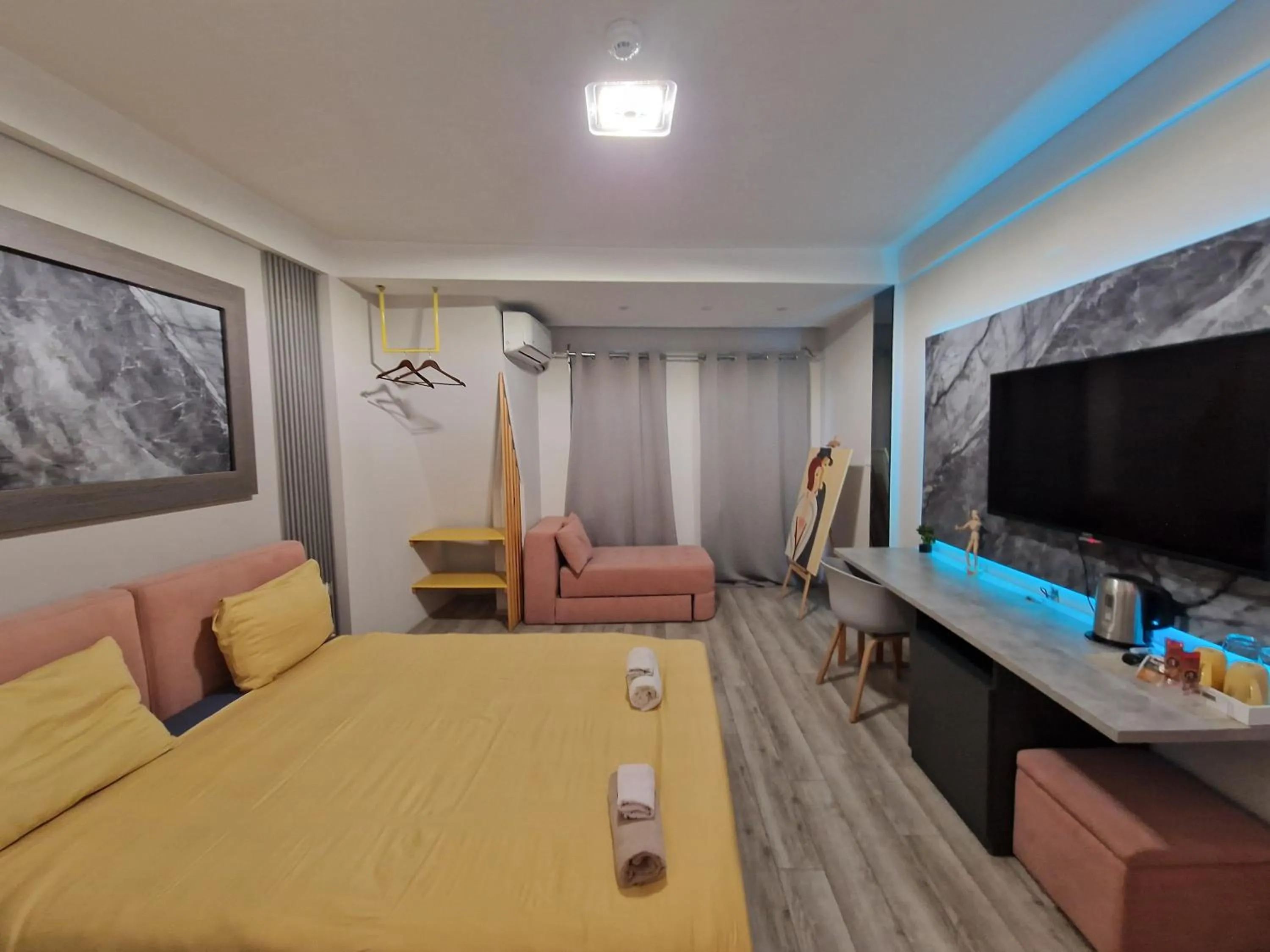 Bed in Vanilla Boutique Hotel