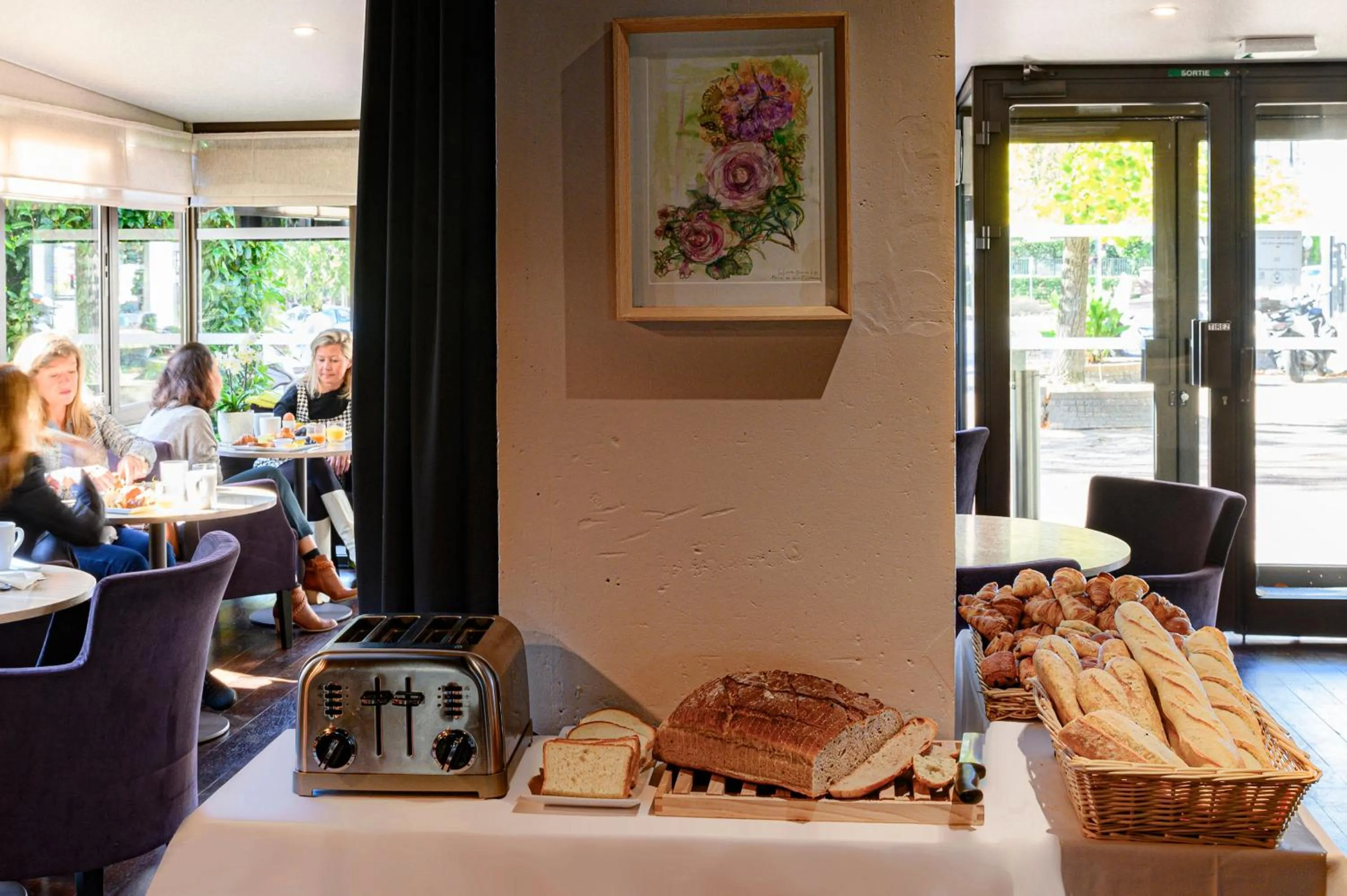 Breakfast in Hôtel Quorum